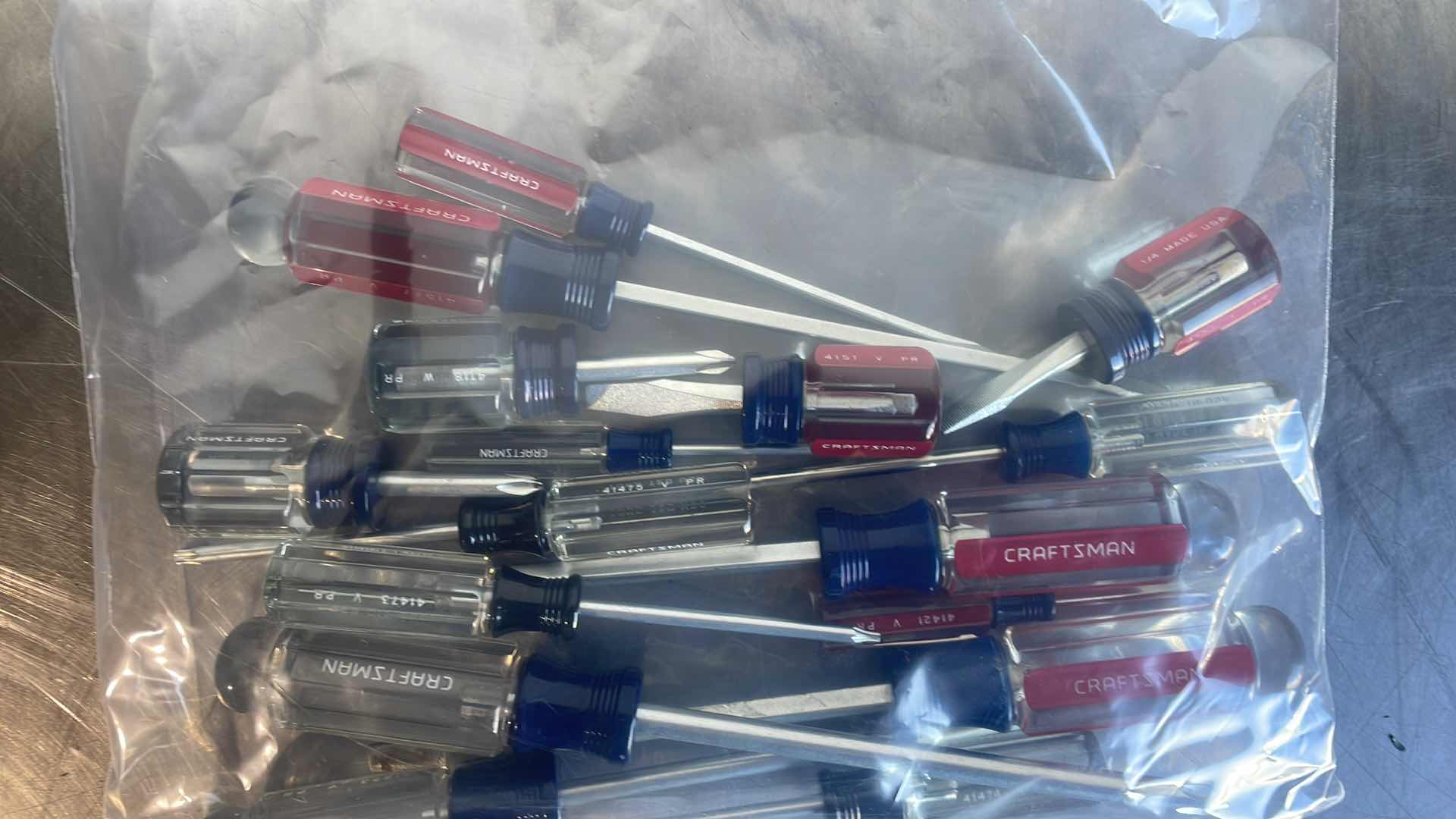 Photo 1 of CRAFTSMAN USA 16PC PHILLIPS & FLAT
SLOTTED TORX SCREWDRIVER SET