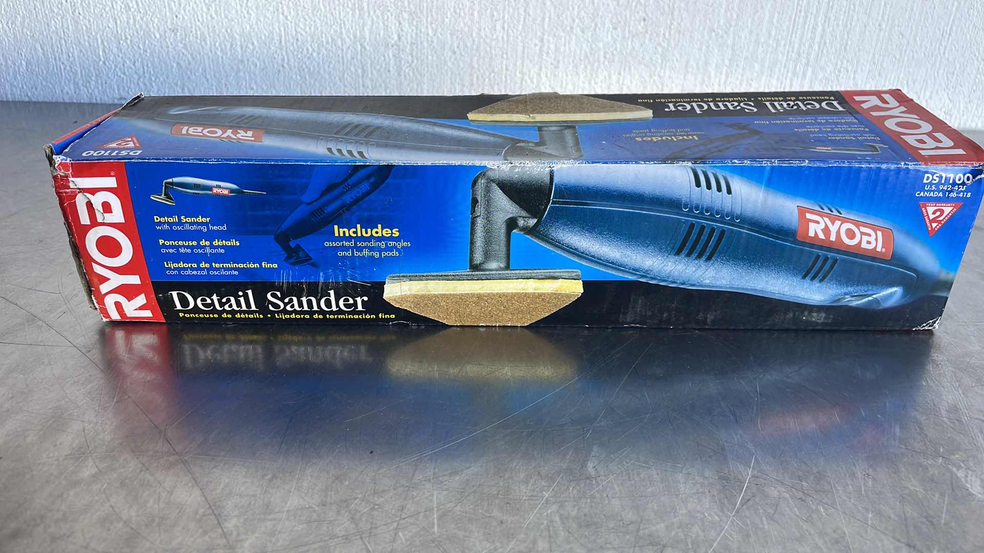 Photo 1 of RYOBI DETAIL SANDER DS1100