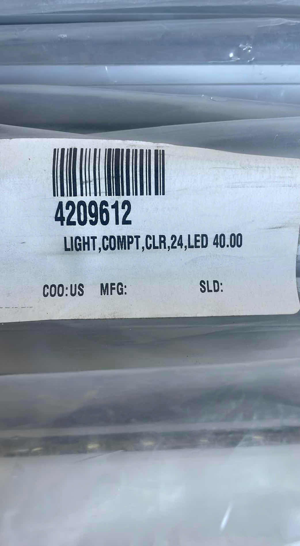 Photo 1 of 40" LUMA BAR LED LIGHT COMPACT CLEAR STAND ALONE INNOMOTIVE
SOLUTIONS GROUP (8)