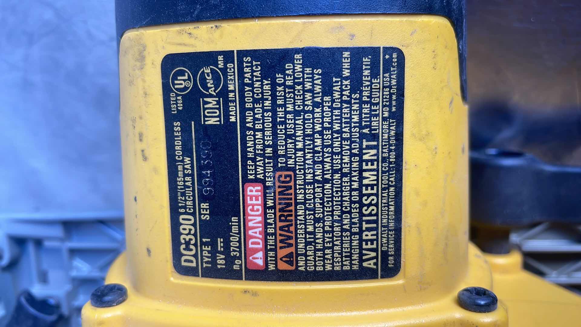 Photo 1 of DEWALT 18v 6-1/2” CORDLESS CIRCULAR SAW DC390