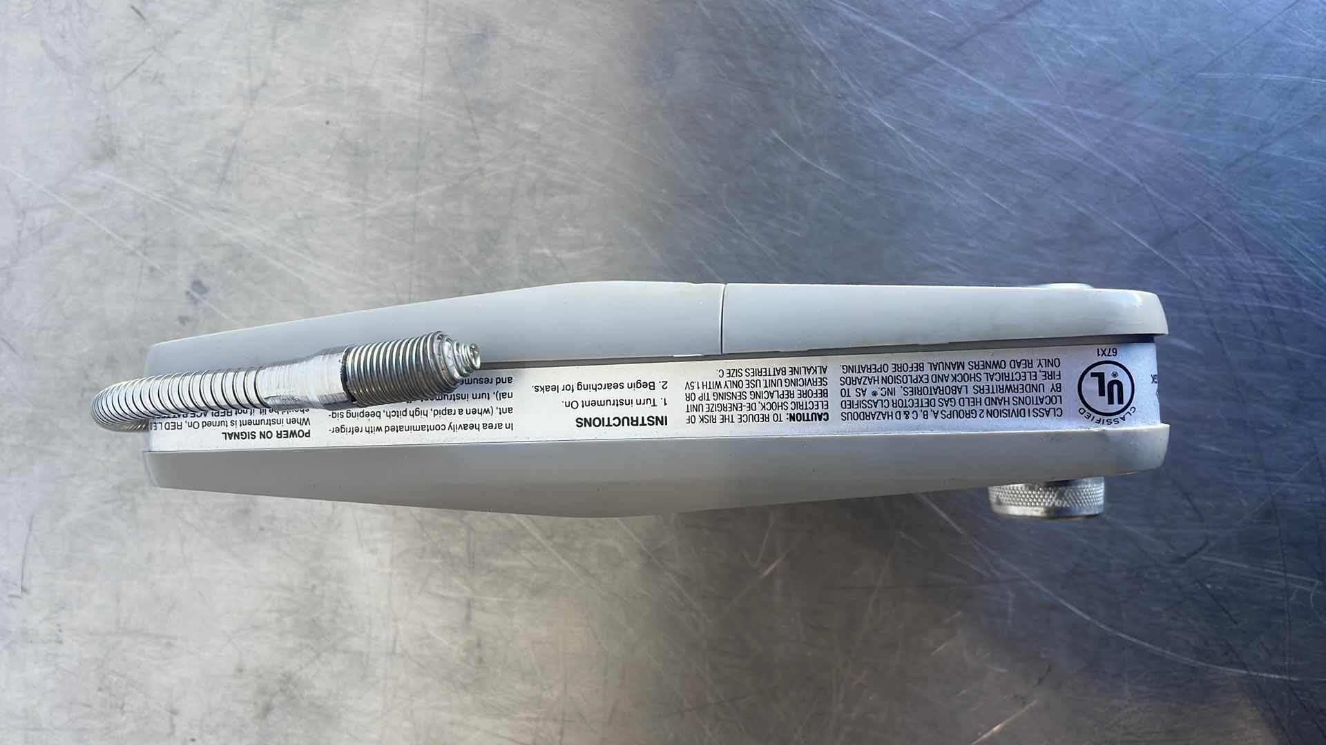 Photo 1 of TIF INSTRUMENTS 5000 HALOGEN
REFRIGERANT GAS LEAK DETECTOR METEL
W/ CASE