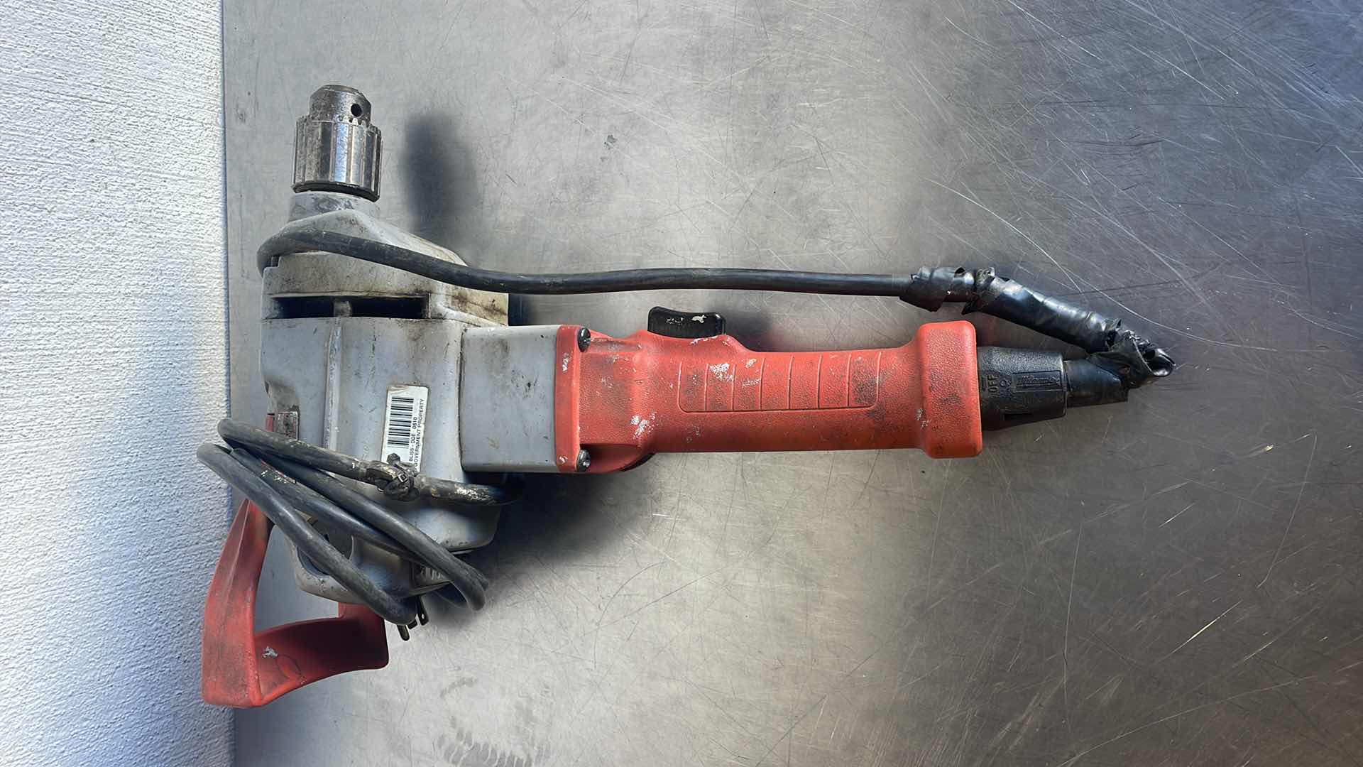 Photo 1 of MILWAUKEE COMPACT  1/2” HOLE HAWG 1675-1
CORD EXPOSED TESTED AND WORKING