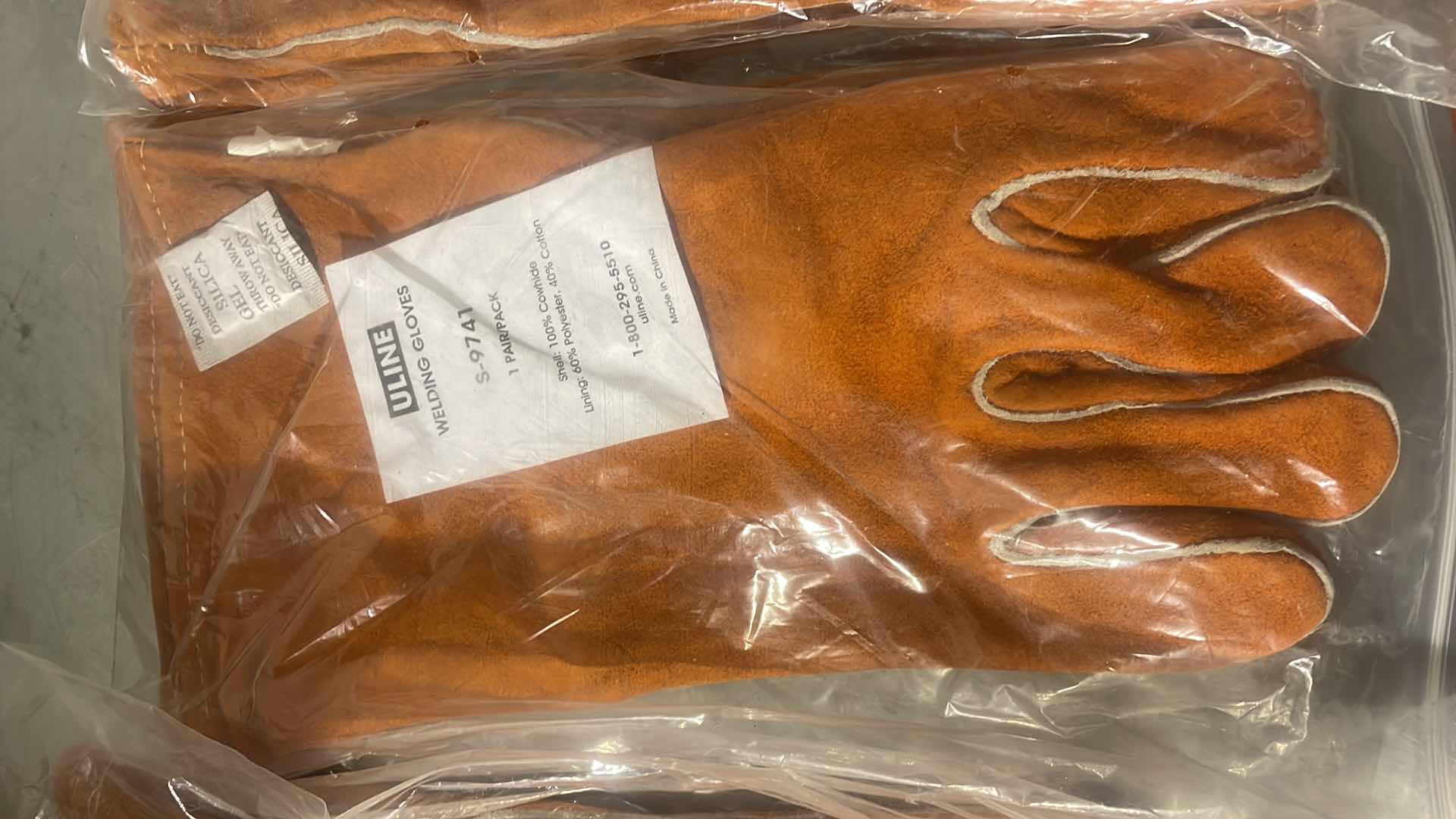 Photo 1 of ULINE WELDING GLOVES S-9741 3 PAIR