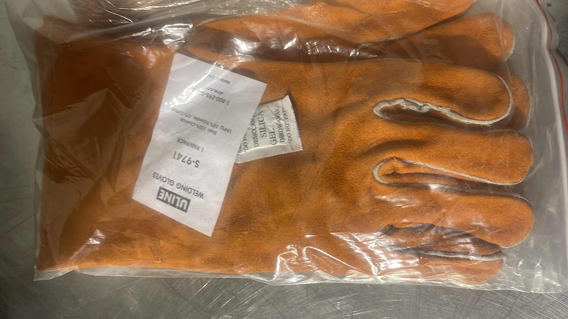 Photo 1 of ULINE WELDING GLOVES S-9741 3 PAIR