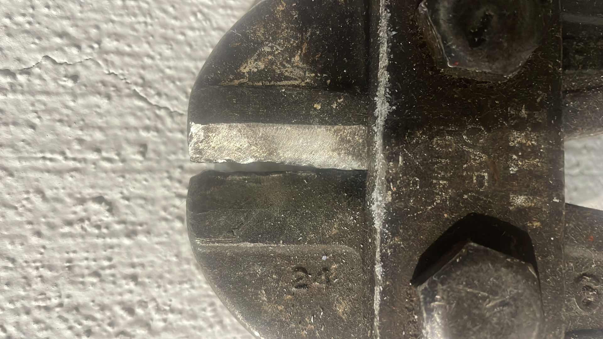 Photo 1 of 24” HTT BOLT CUTTERS