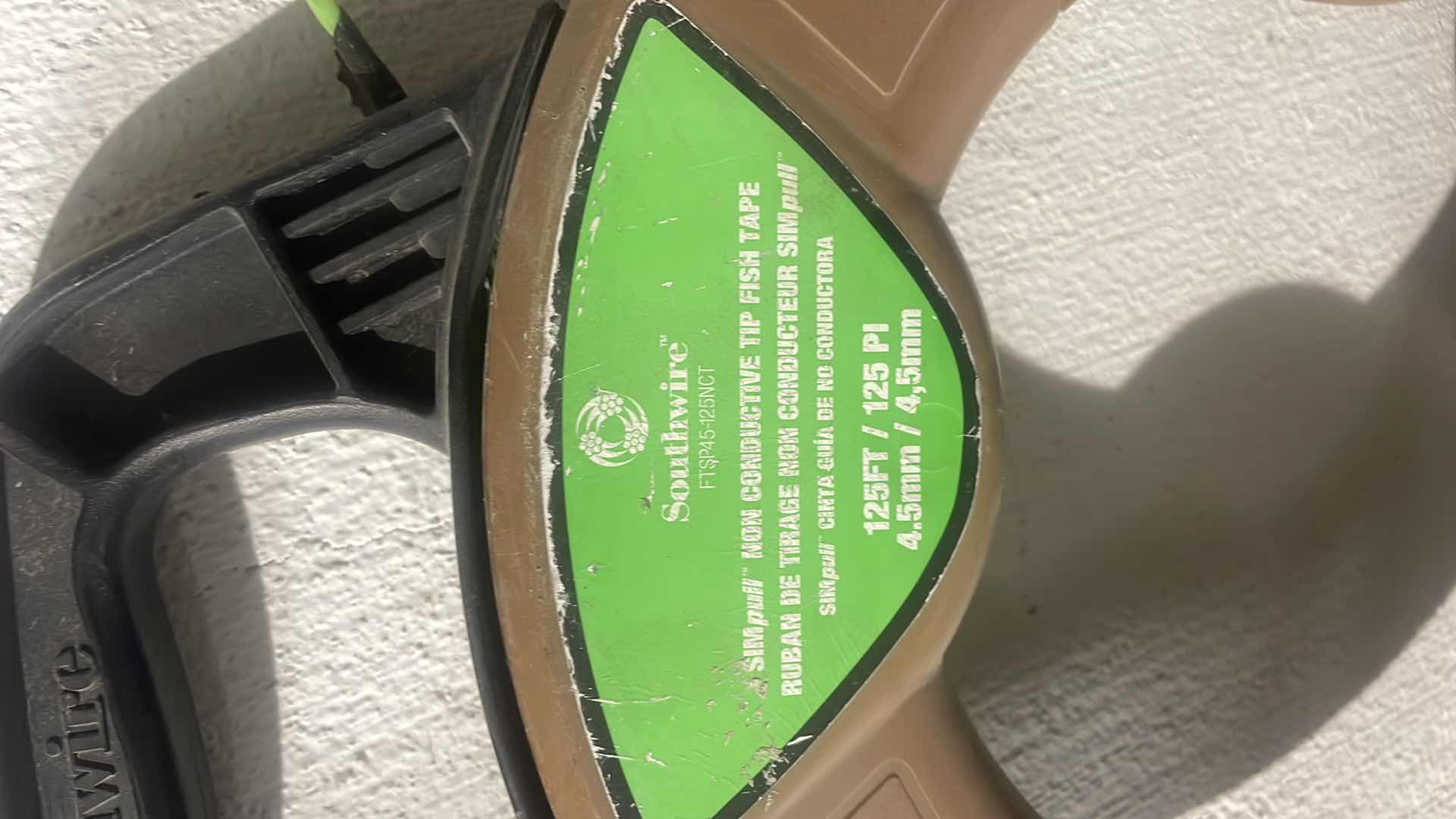 Photo 1 of SOUTHWIRE FTSP45-125NCT 125 FEET 4.5MM FISHTAPE NON-CONDUCTIVE