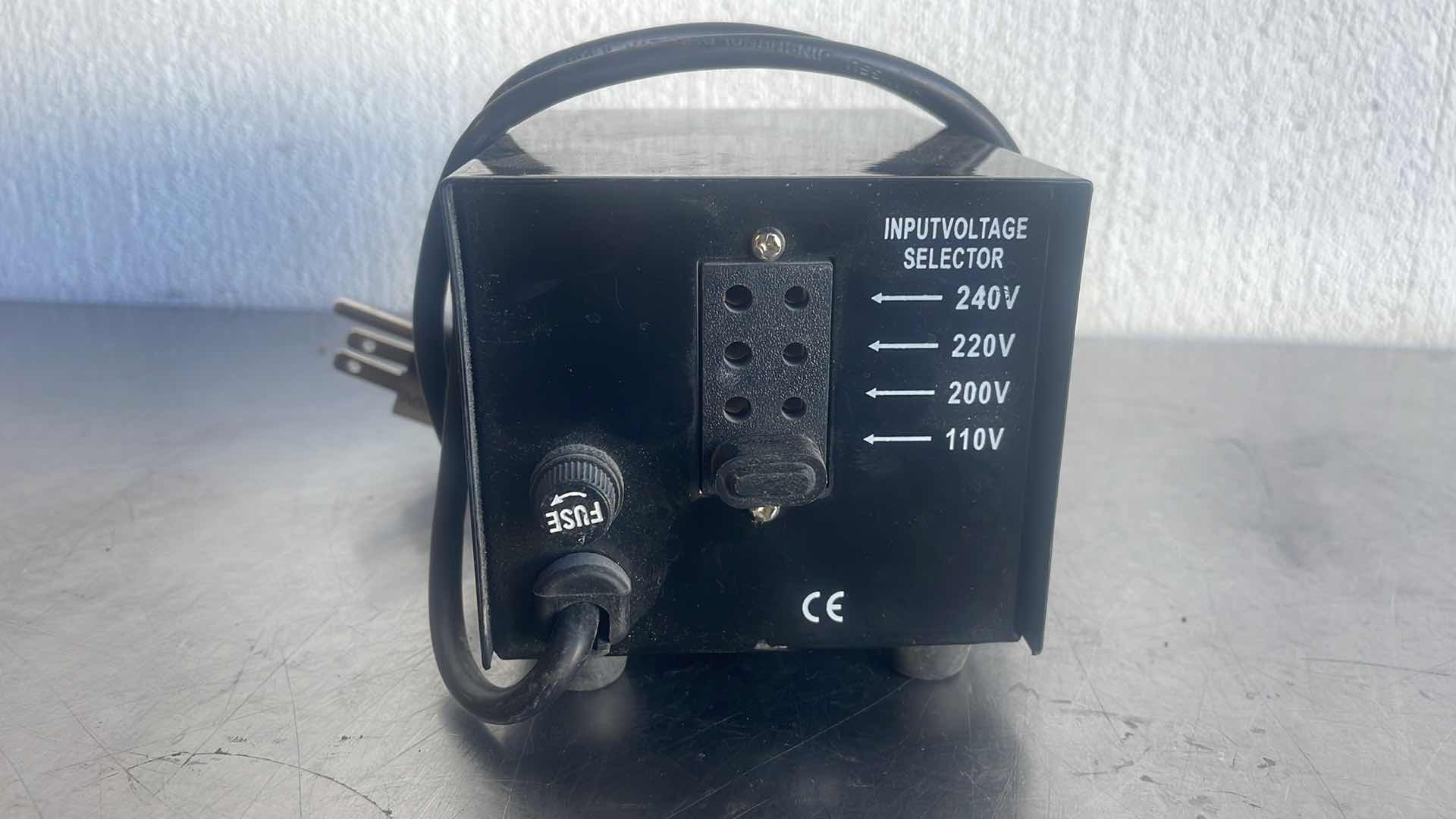 Photo 1 of STEP UP & DOWN TRANSFORMER ST-100