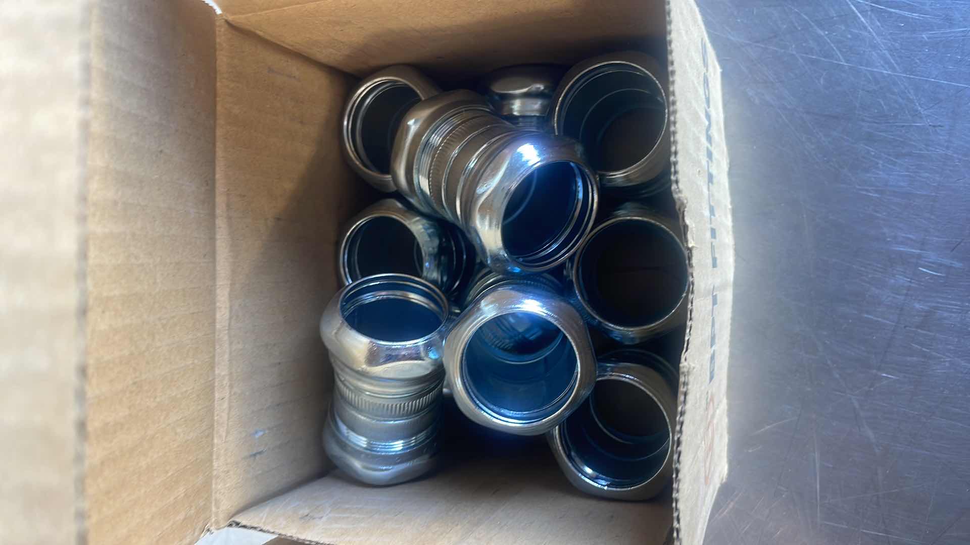 Photo 1 of 1” STEEL EMT COUPLINGS 262 3 BOXES