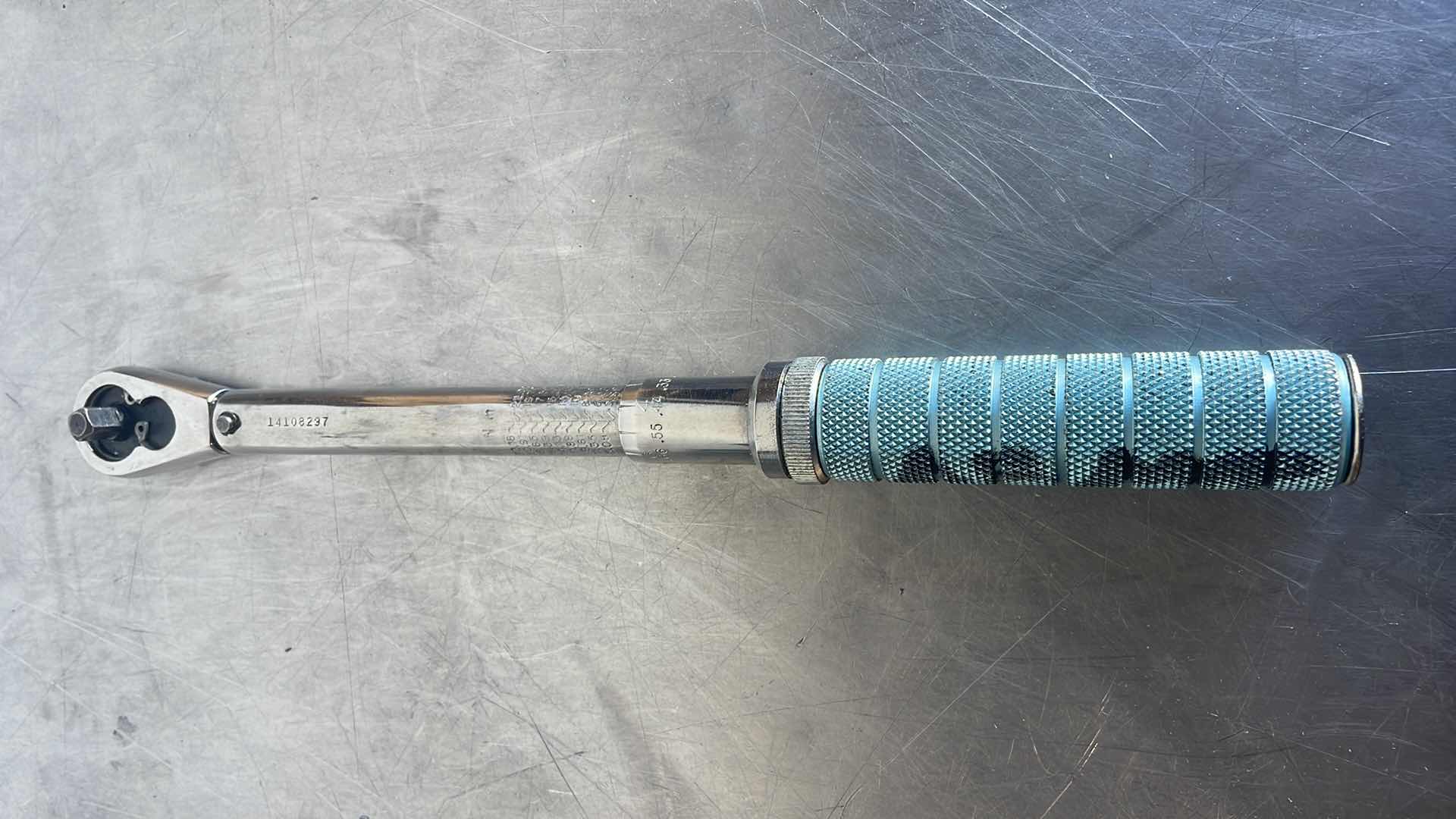 Photo 1 of ARMSTRONG 1/4” TORQUE WRENCH