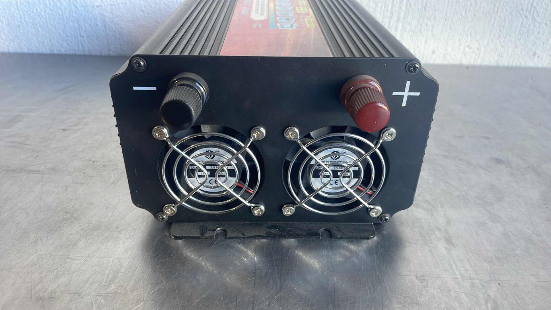 Photo 1 of SOLAR POWER CONVERTER,3000W DC 12V TO AC 220V-240V POWER INVERTER LCD DISPLAY INVERTER