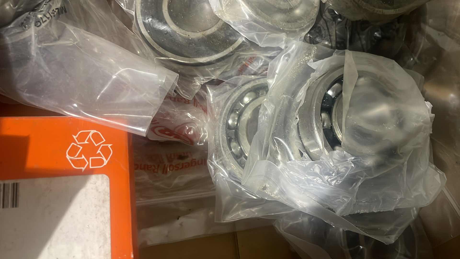 Photo 1 of VARIETY OF BALL BEARINGS