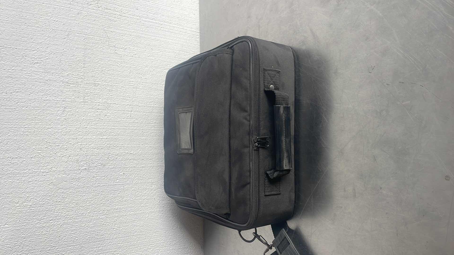 Photo 1 of MITSUBISHI XD205U DLP PROJECTOR W/ CABLES - REMOTE & STORAGE BAG