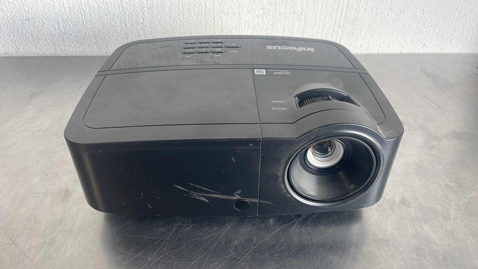Photo 1 of INFOCUS DLP PROJECTOR