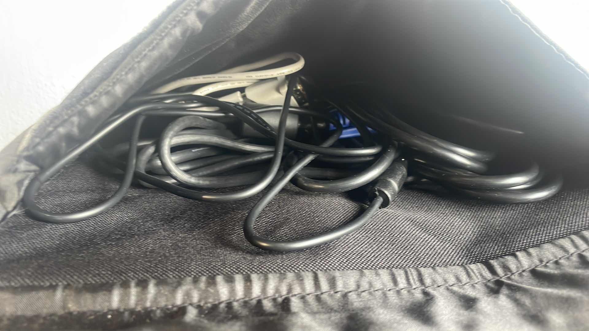 Photo 1 of VIEWSONIC DLP PROJECTOR PJ766D