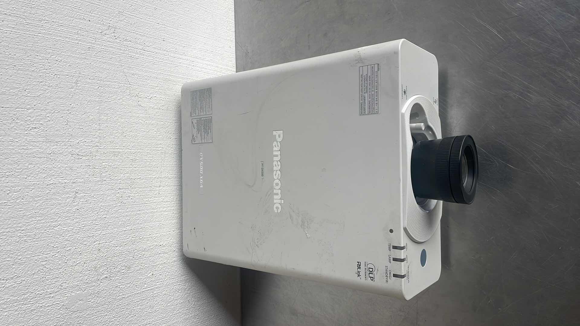Photo 1 of PANASONIC PT-DX500U DLP PROJECTOR