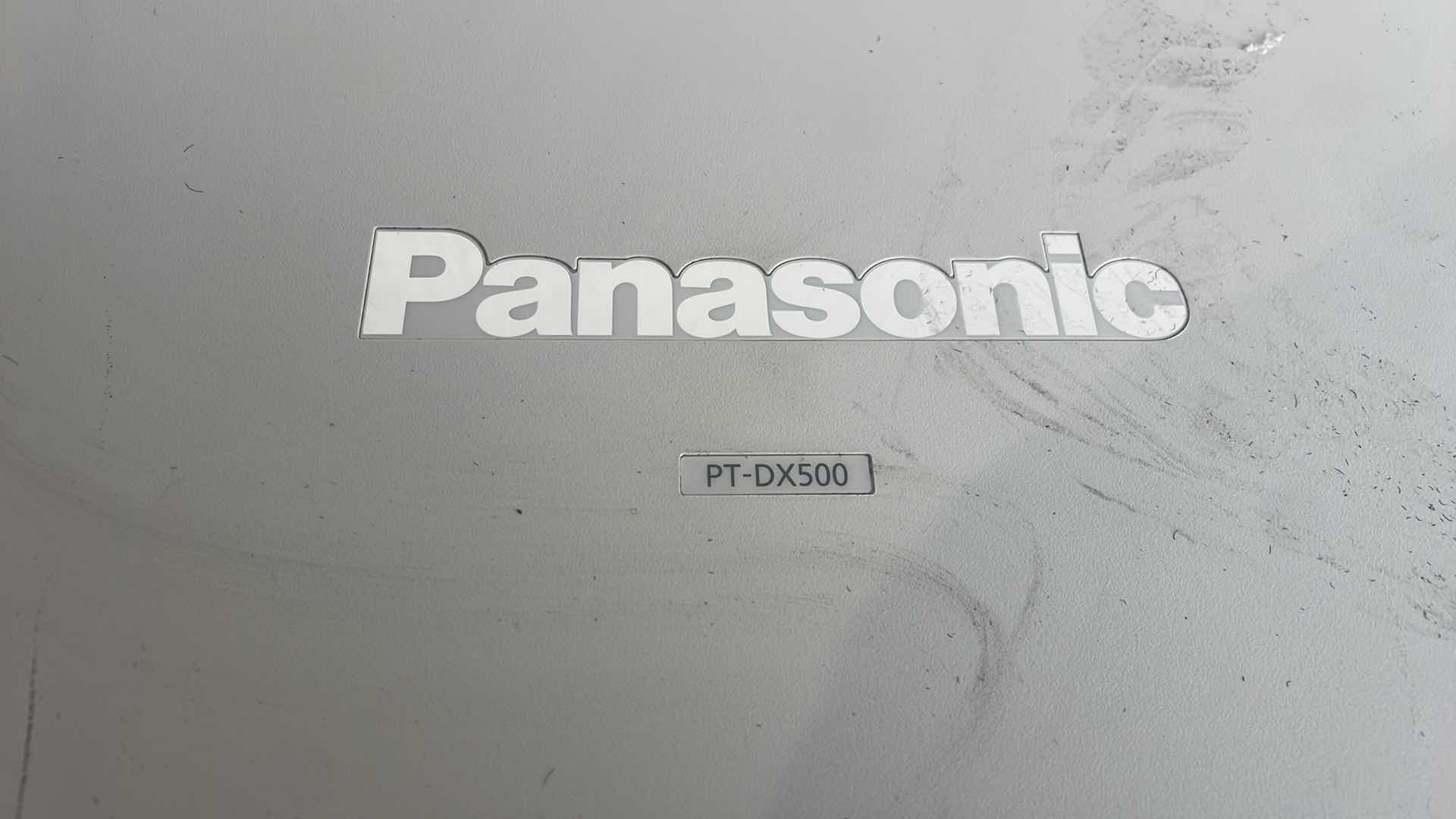 Photo 1 of PANASONIC PT-DX500U DLP PROJECTOR