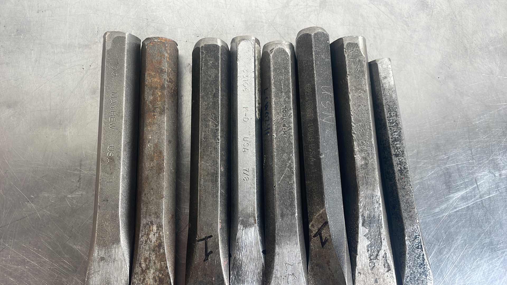 Photo 1 of VARIETY OF CHISELS