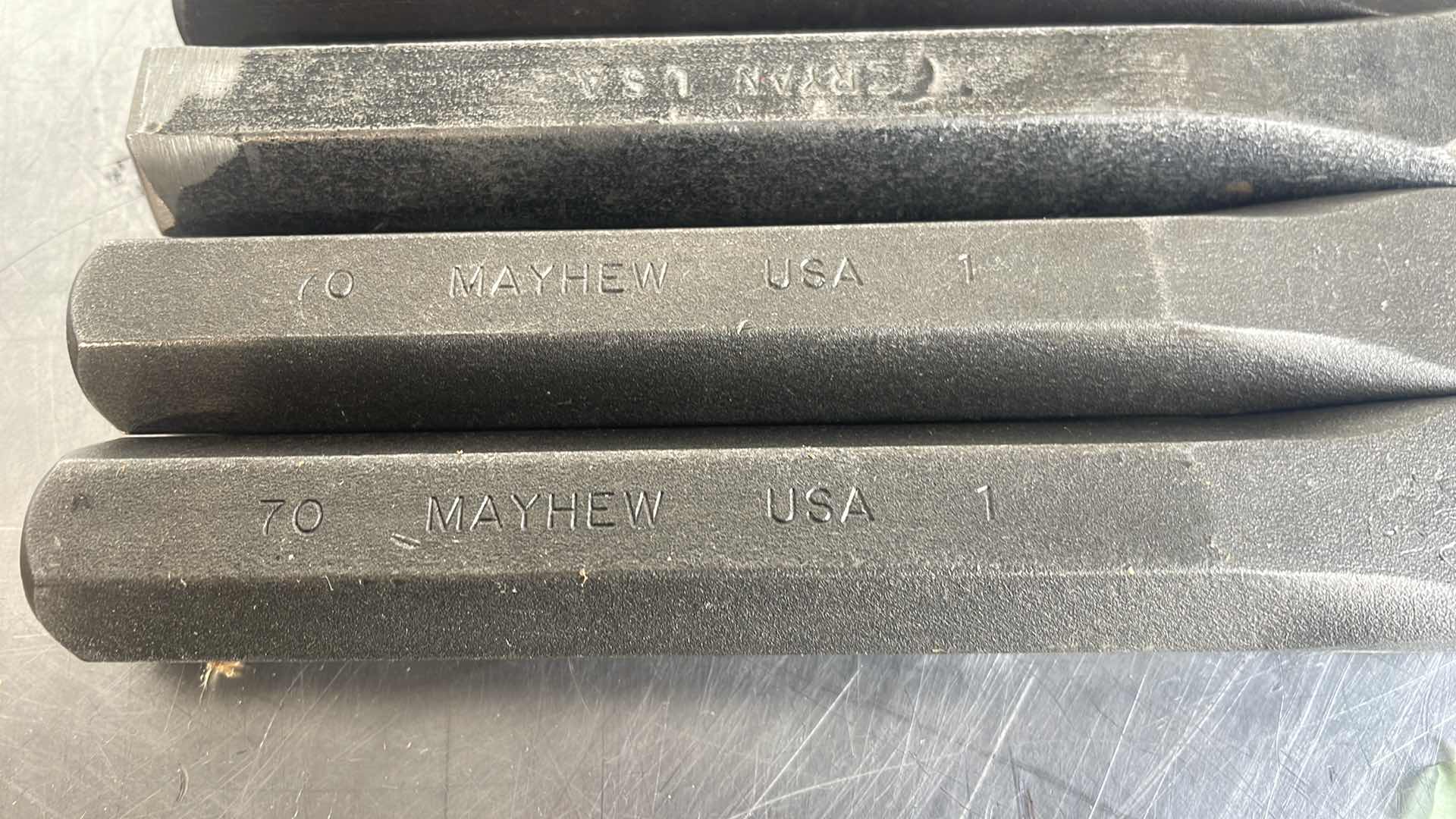 Photo 1 of VARIETY OF CHISELS