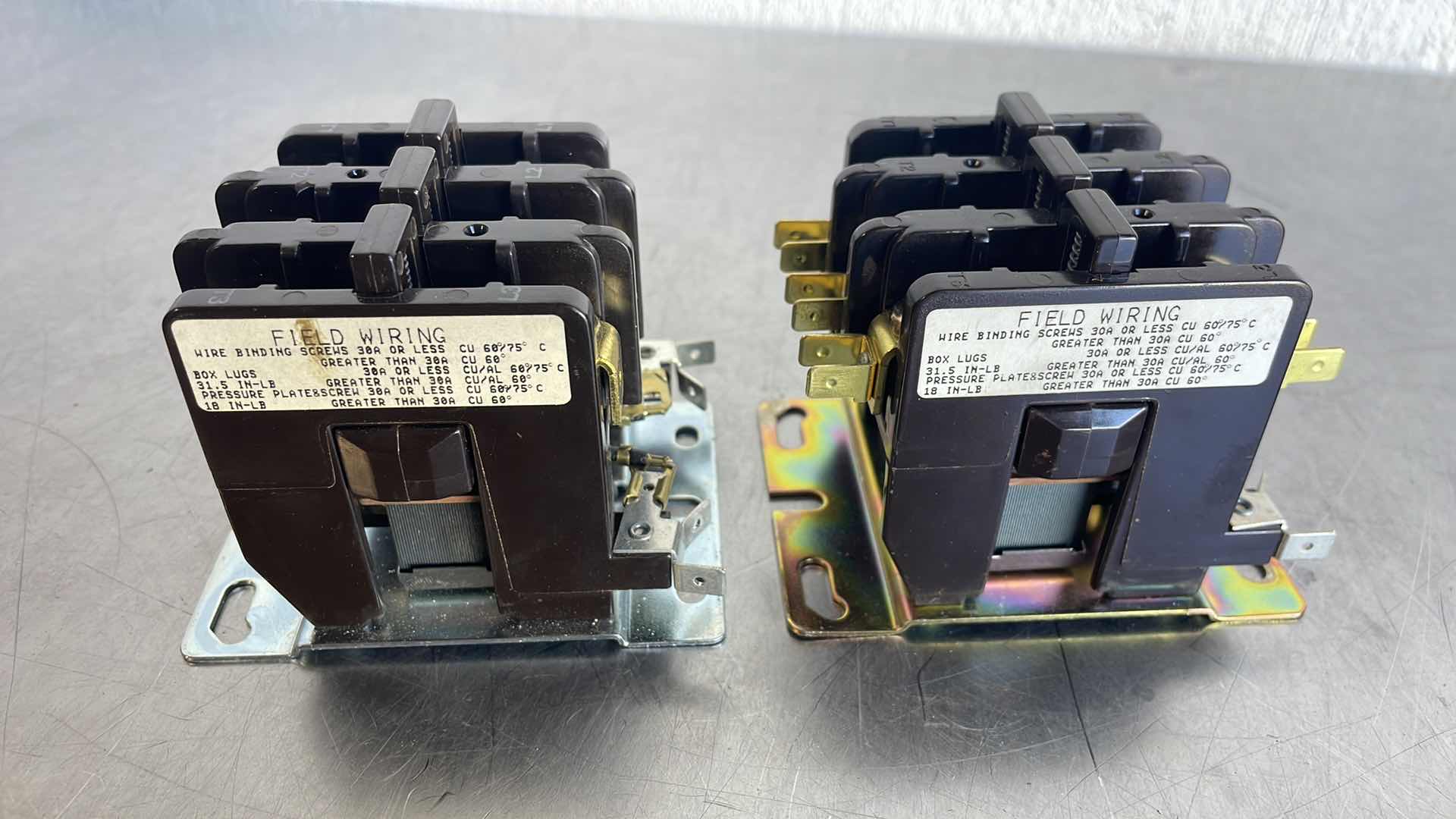 Photo 1 of WHITE RODGERS 90-162 THREE POLE DEFINITE PURPOSE CONTACTOR, 25 A,
208/240 VAC