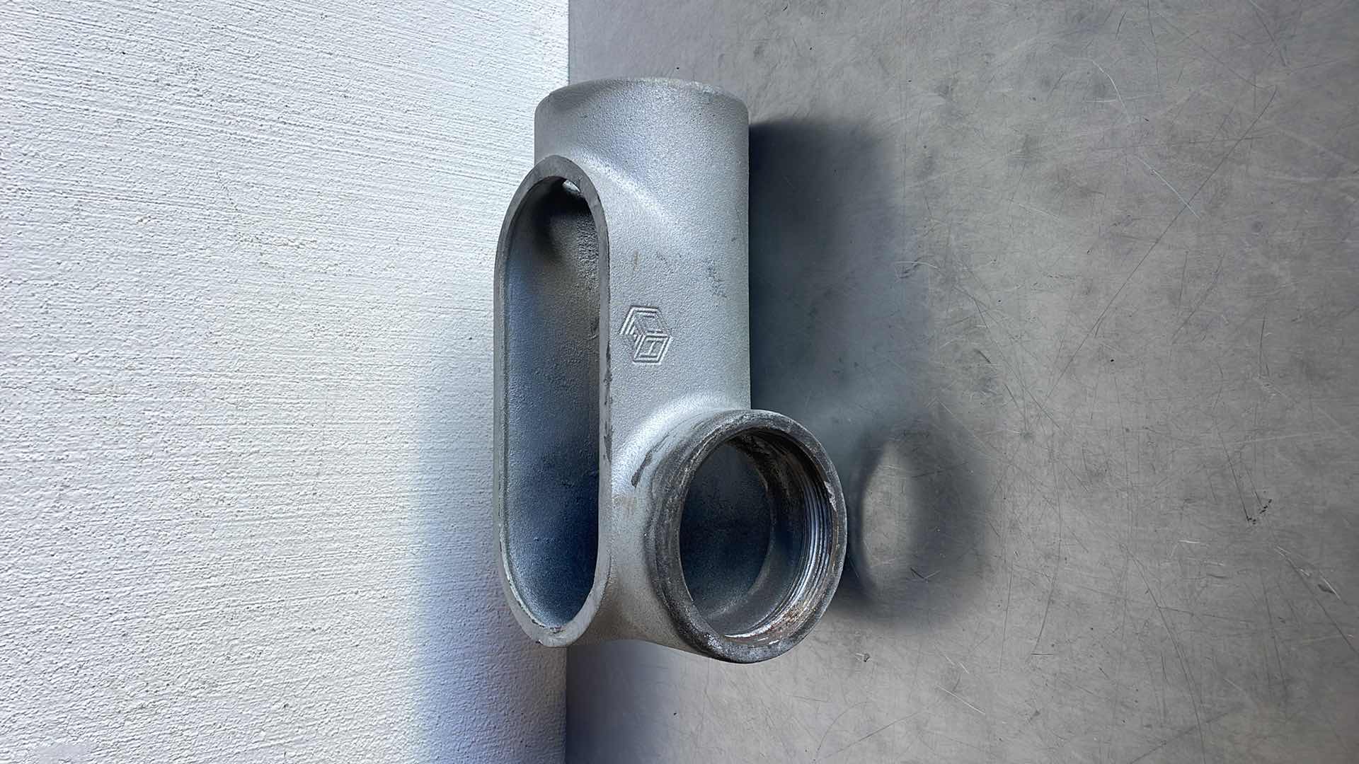 Photo 1 of COOPER CROUSE HINDS CONDULET 4” LR