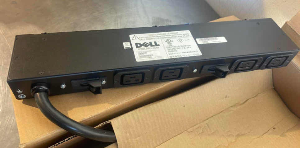 Photo 1 of DELL RAPID POWER POWER DISTRIBUTION UNIT PDU 200/240 VOLT AP6031