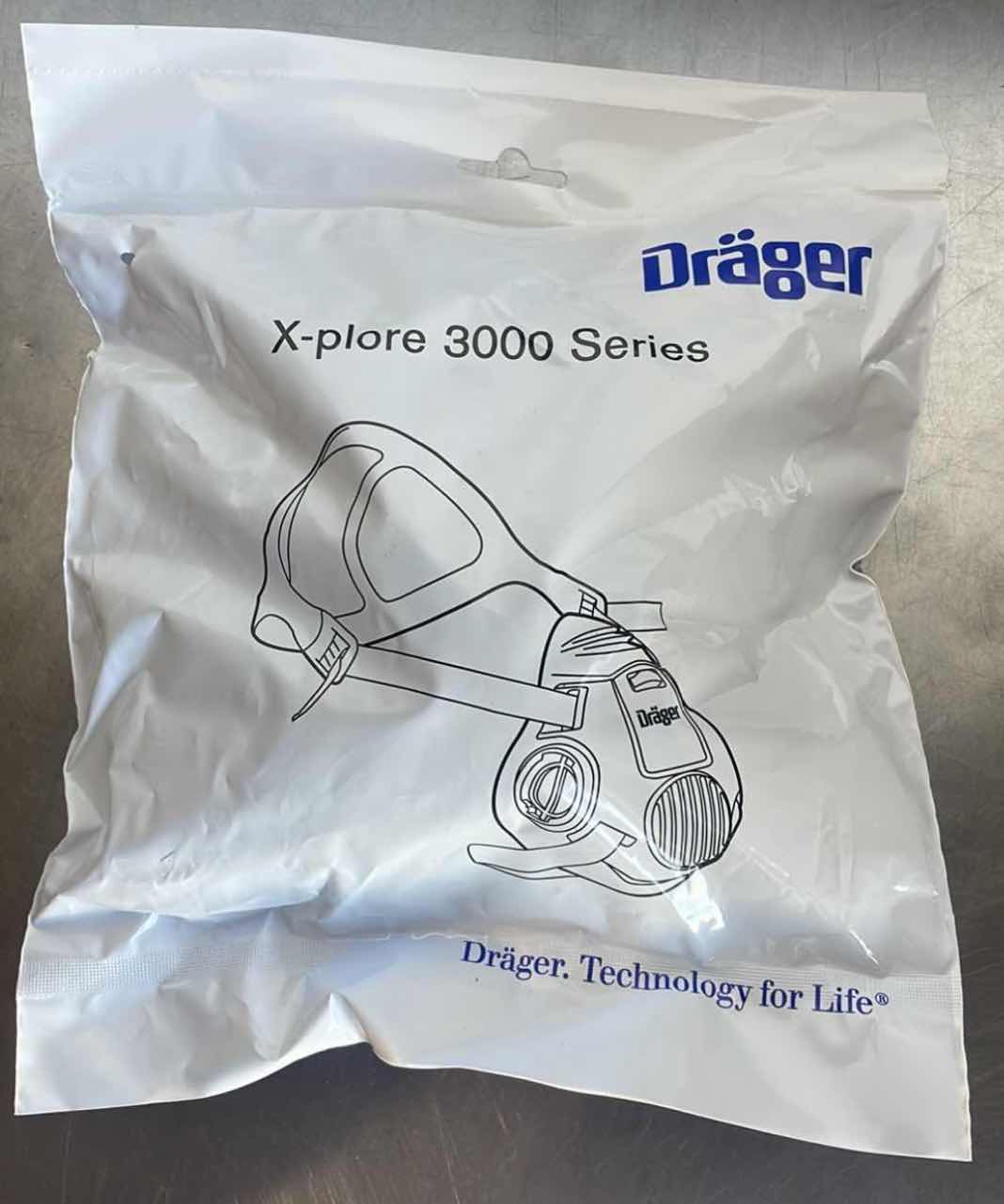 Photo 2 of DRÄGER X-PLORE 3500 HALF-MASK RESPIRATOR, R55351 SIZE SMALL NEW AND UNUSED.(12)