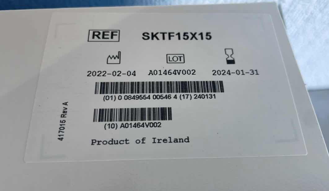 Photo 1 of KCI SNAP ADVANCED DRESSING KIT 15 CM X 15 CM DRESSING KIT 13 CM X 13 CM FOAM (7)