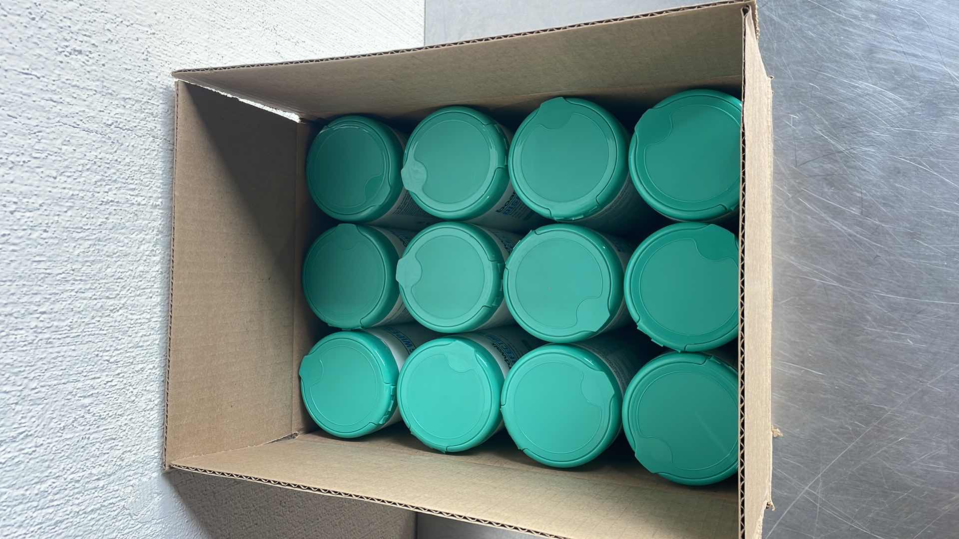 Photo 2 of BOARDWALK DISINFECTING WIPES, 8 X 7, FRESH SCENT, 35 PER CANISTER
BOARDWALK 454W35