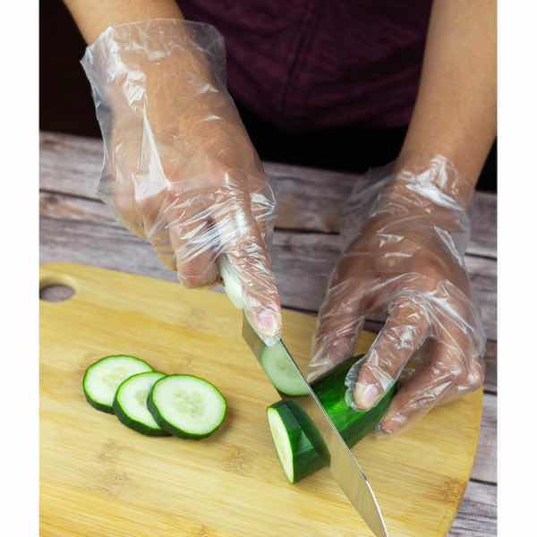 Photo 2 of KARAT - CLEAR POLY GLOVES DISTRIBUTOR PACK- SMALL - 10,000CT