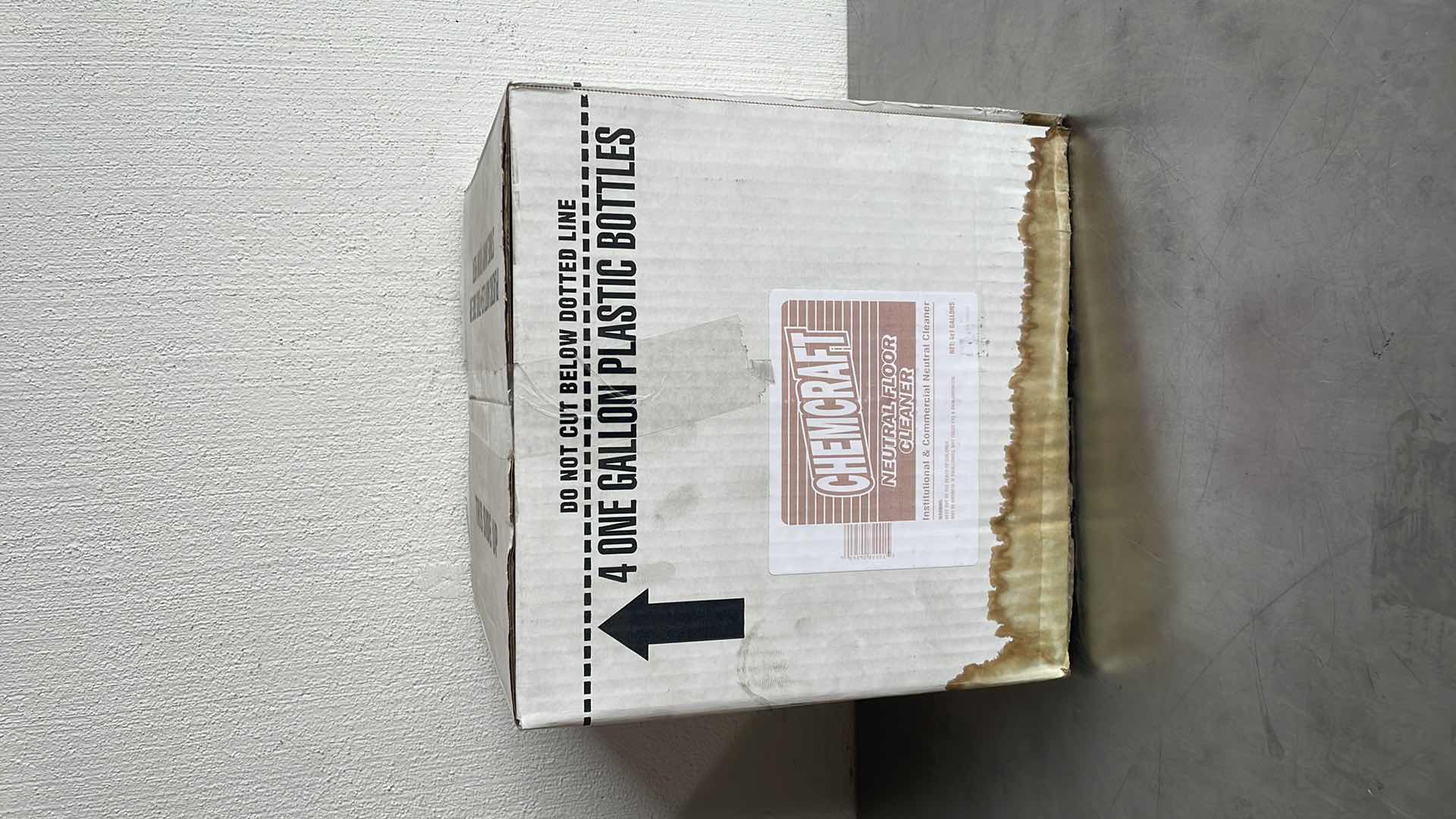 Photo 1 of CASE OF 4 CHEMCRAFT NEUTRAL FLOOR CLEANER