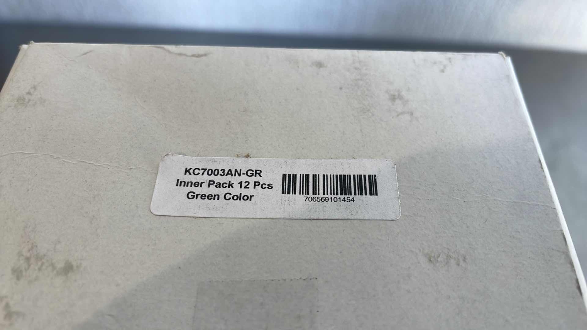 Photo 1 of OUTDOOR 3 FUNCTION CLASSIC STARTER POCKET UTILITY KNIFE/MULTI-TOOL KEYCHAIN GREEN 60PCS