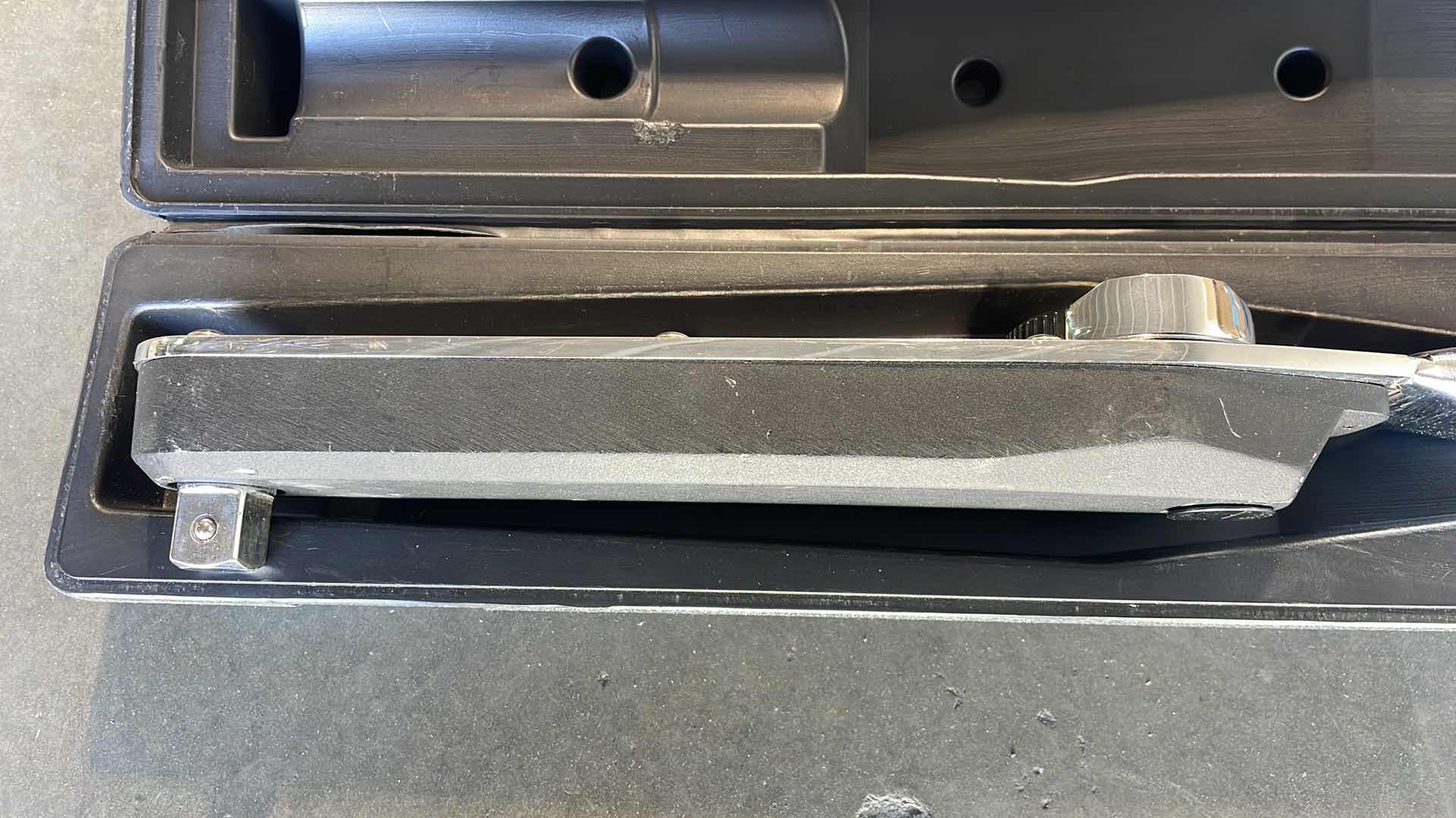 Photo 4 of CDI 3/4" DRIVE TORQUE WRENCH 6004DF