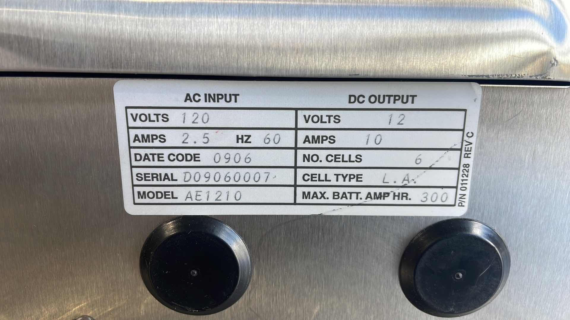 Photo 1 of CHARLES INDUSTRIES 120V WALL MOUNT BATTERY CHARGER 2.5 AMP MODEL AE1210