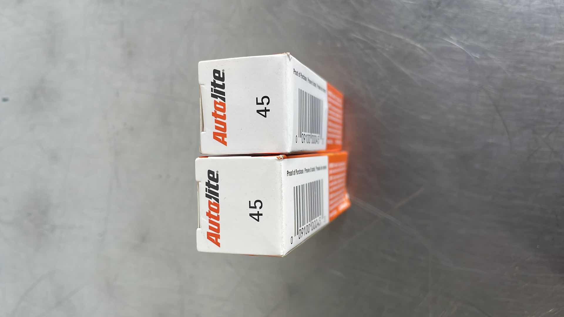 Photo 1 of AUTOLITE 45 COPPER RESISTOR AUTOMOTIVE REPLACEMENT SPARK PLUG (2 PCS)