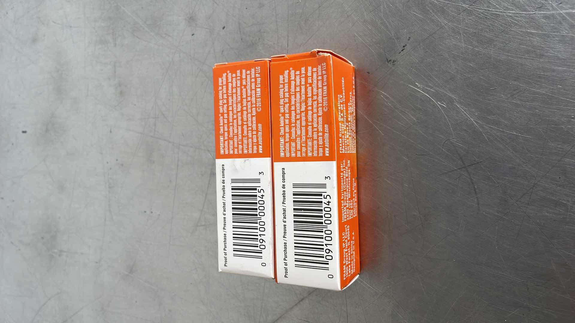 Photo 2 of AUTOLITE 45 COPPER RESISTOR AUTOMOTIVE REPLACEMENT SPARK PLUG (2 PCS)