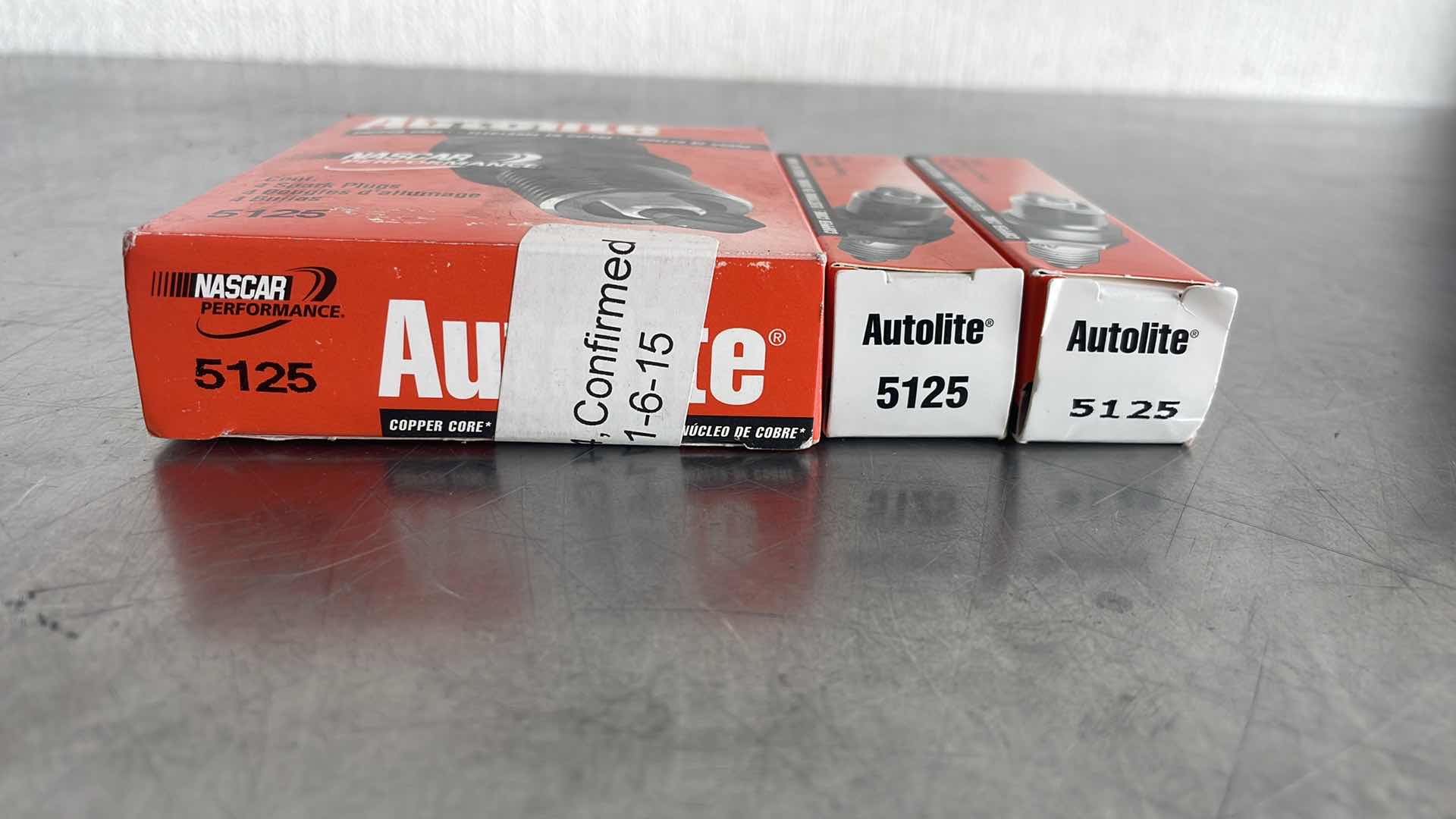 Photo 1 of AUTOLITE COPPER SPARK PLUG 5125 (6PCS)