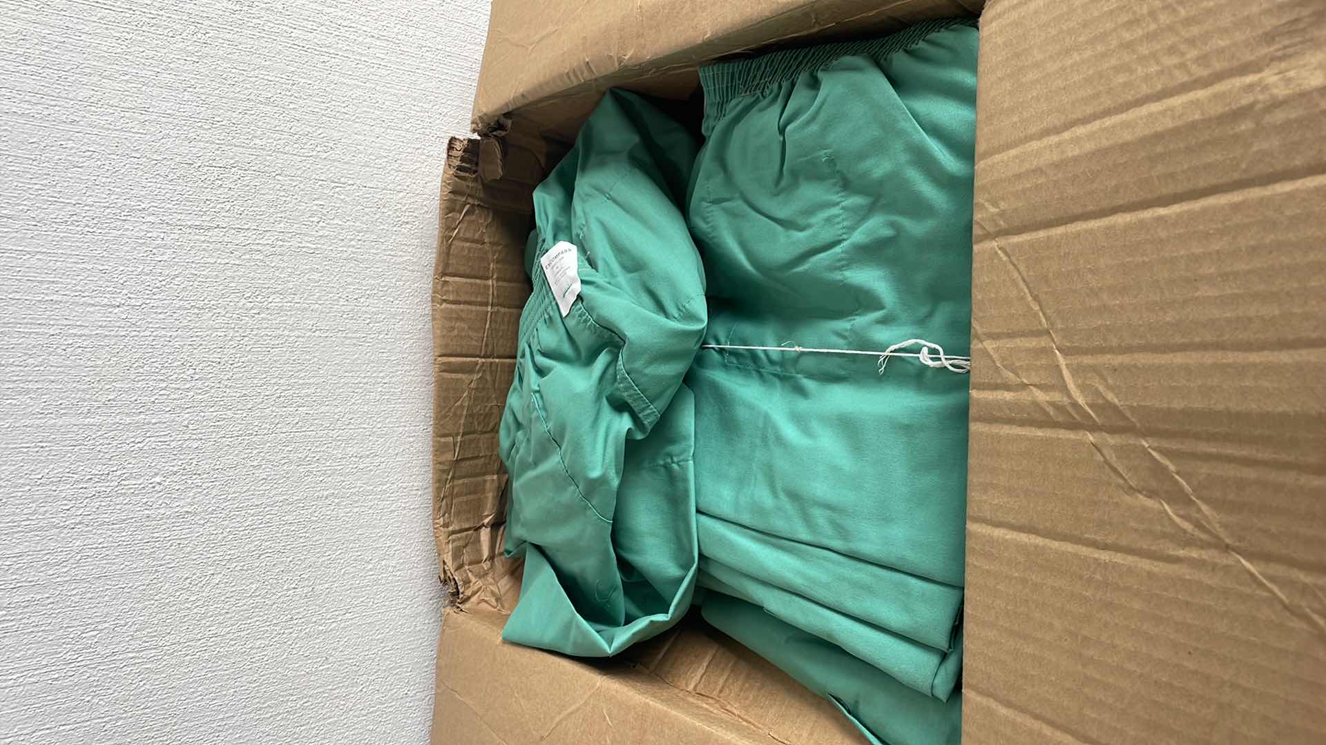 Photo 1 of ENCOMPASS OPERATING TROUSERS SIZE XL APPROX 50PAIRS