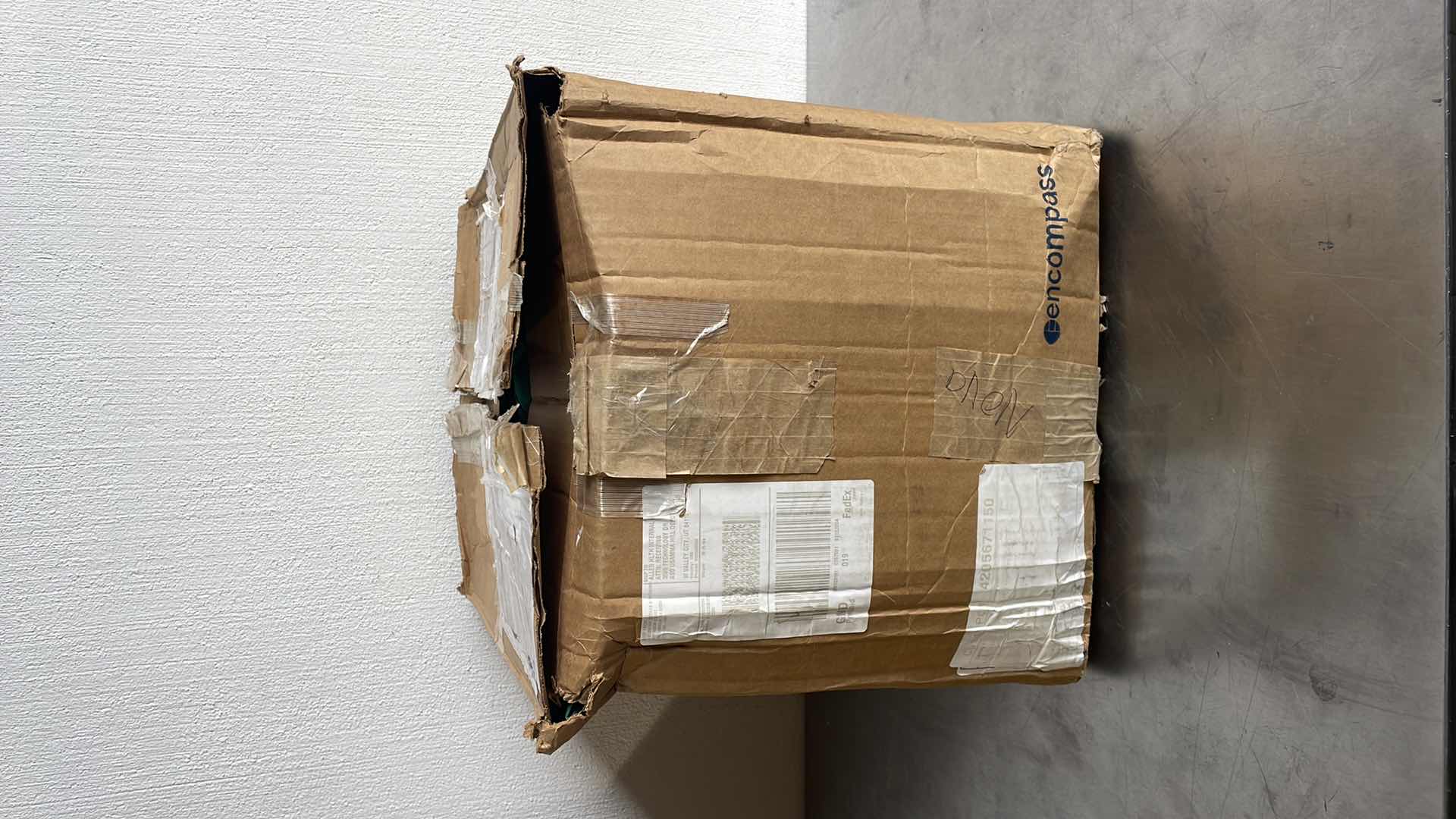 Photo 1 of ENCOMPASS OPERATING TROUSERS SIZE XL APPROX 50PAIRS