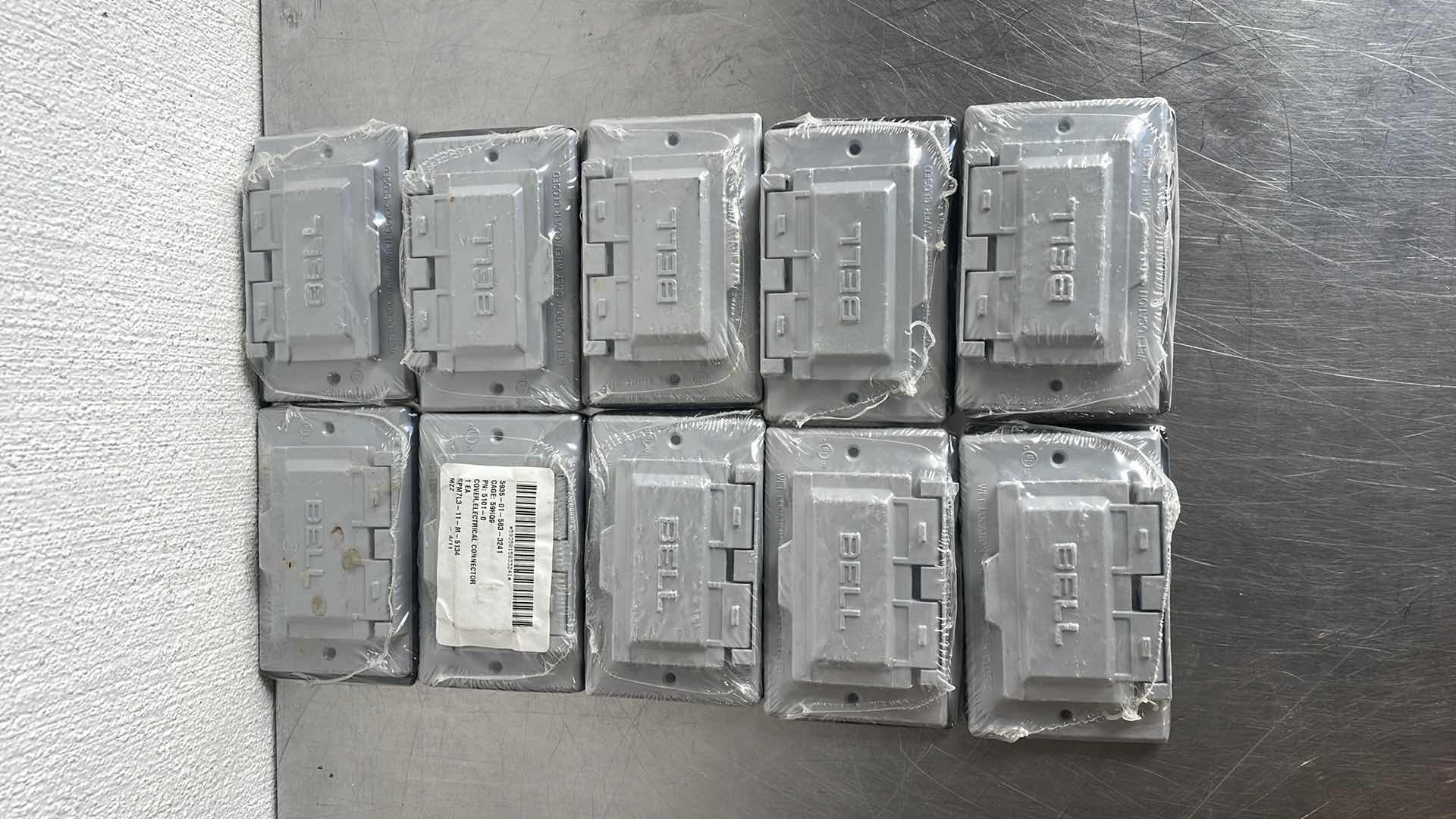 Photo 1 of BELL SINGLE GANG DEVICE COVER 5101-0 (10PCS)