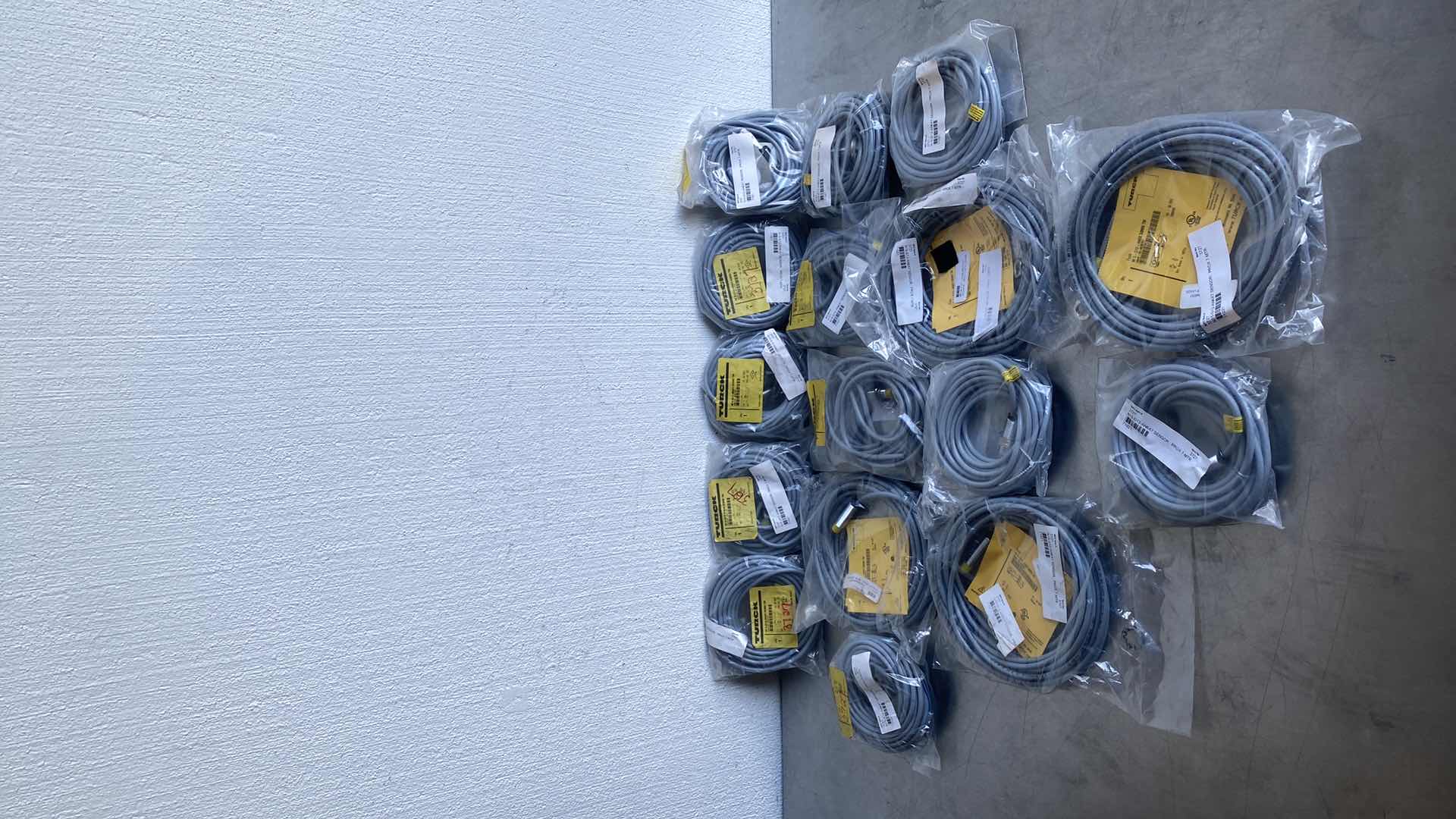 Photo 1 of N15-G12-AN6X7 SENSOR, PROX 7-MTR
(16)