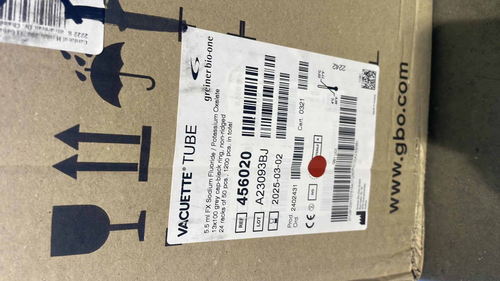 Photo 1 of GREINER 456020 VACUETTE BLOOD COLLECTION TUBE 13 X 100, 5.5ML 950CT