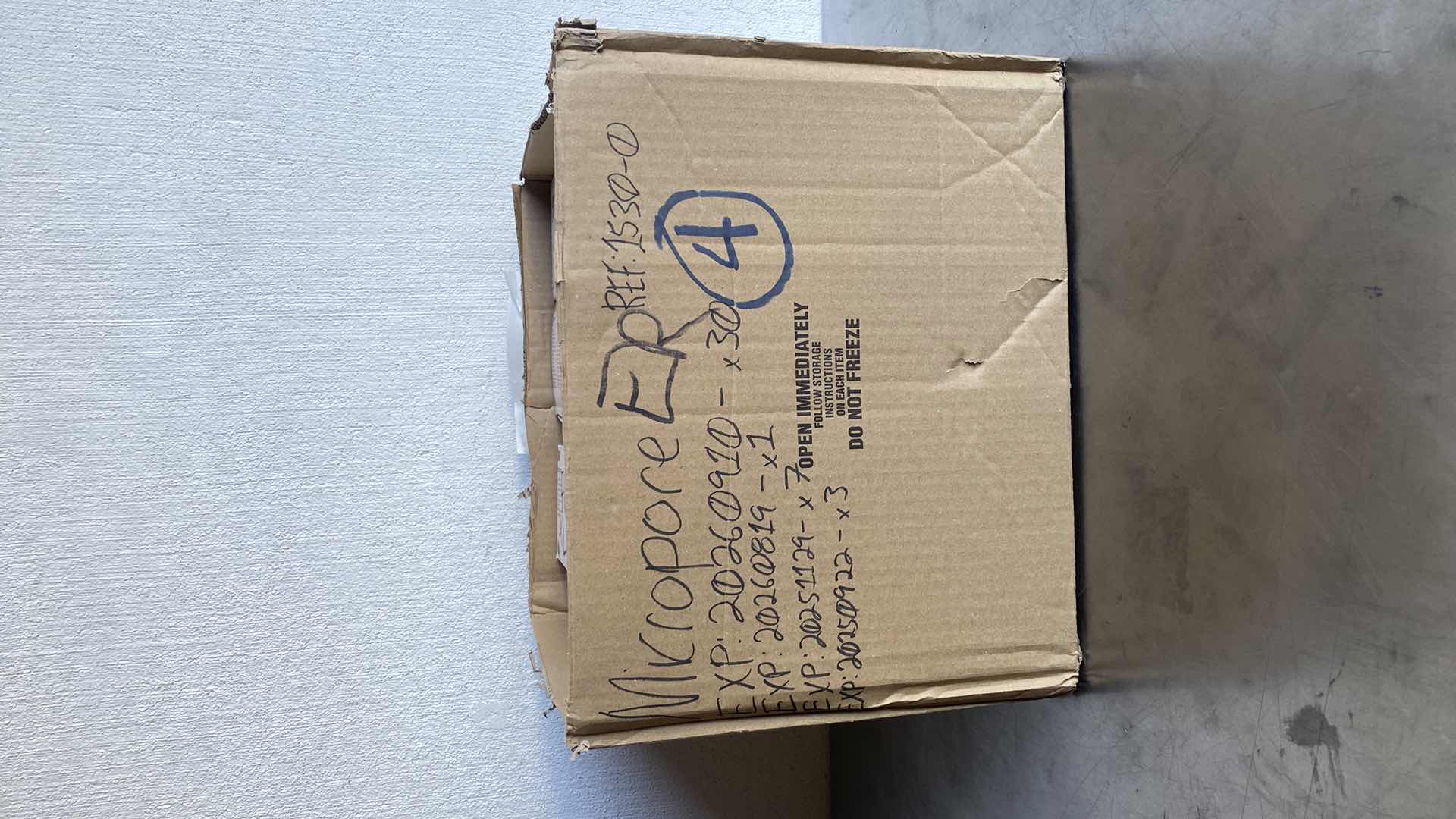 Photo 1 of 3M A-1530-0 MICROPORE SURGICAL TAPE, WHITE, 1/2" X 10 YARDS 36 BOXES