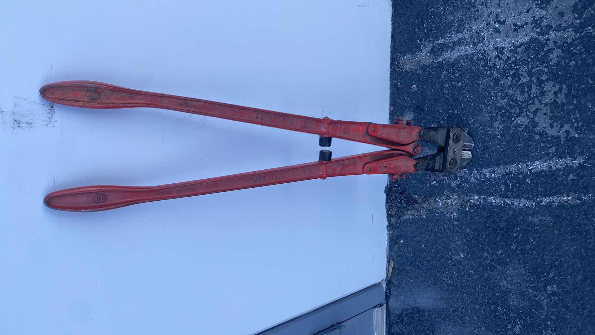 Photo 1 of BOLT CUTTERS