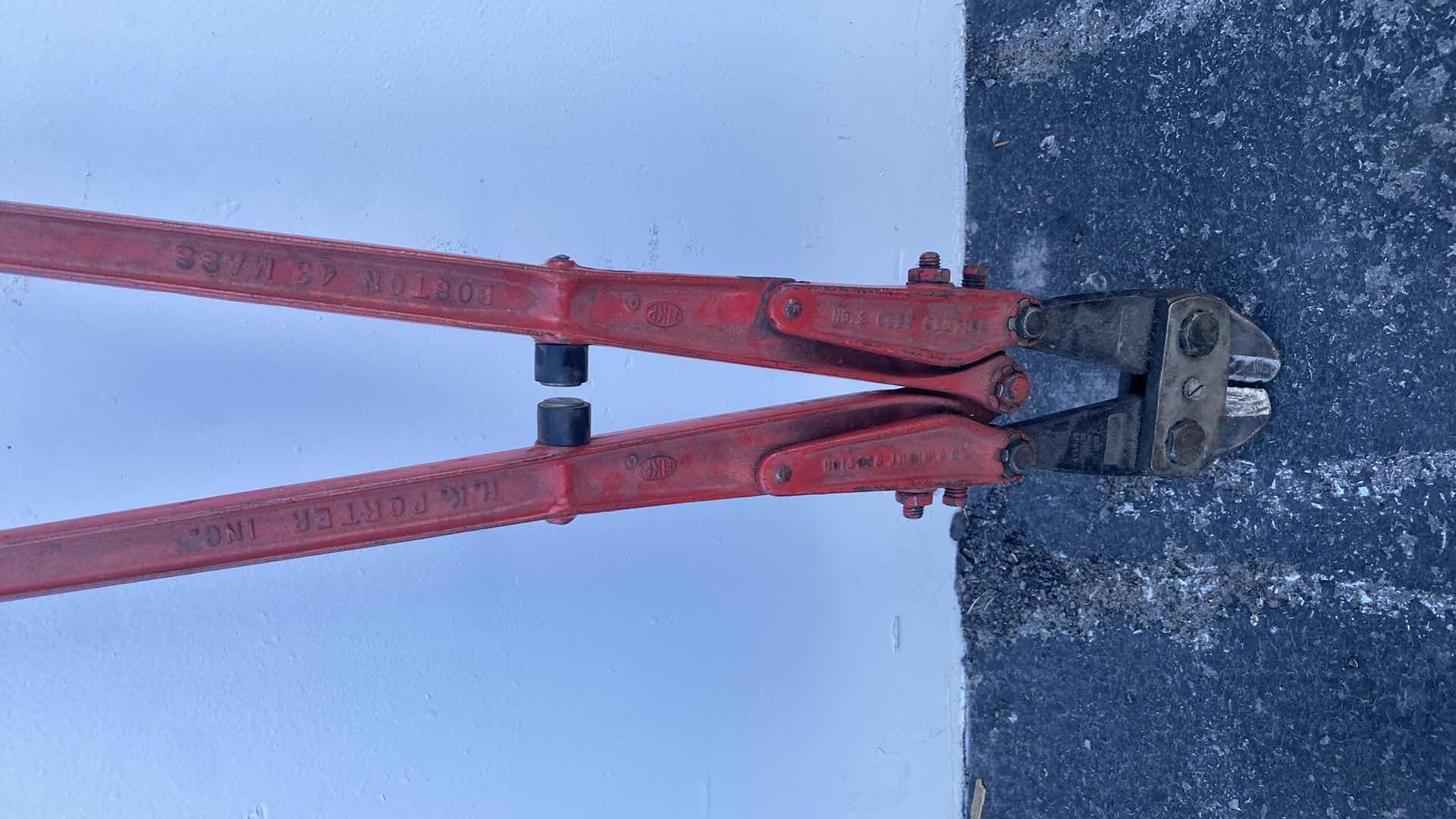 Photo 2 of BOLT CUTTERS