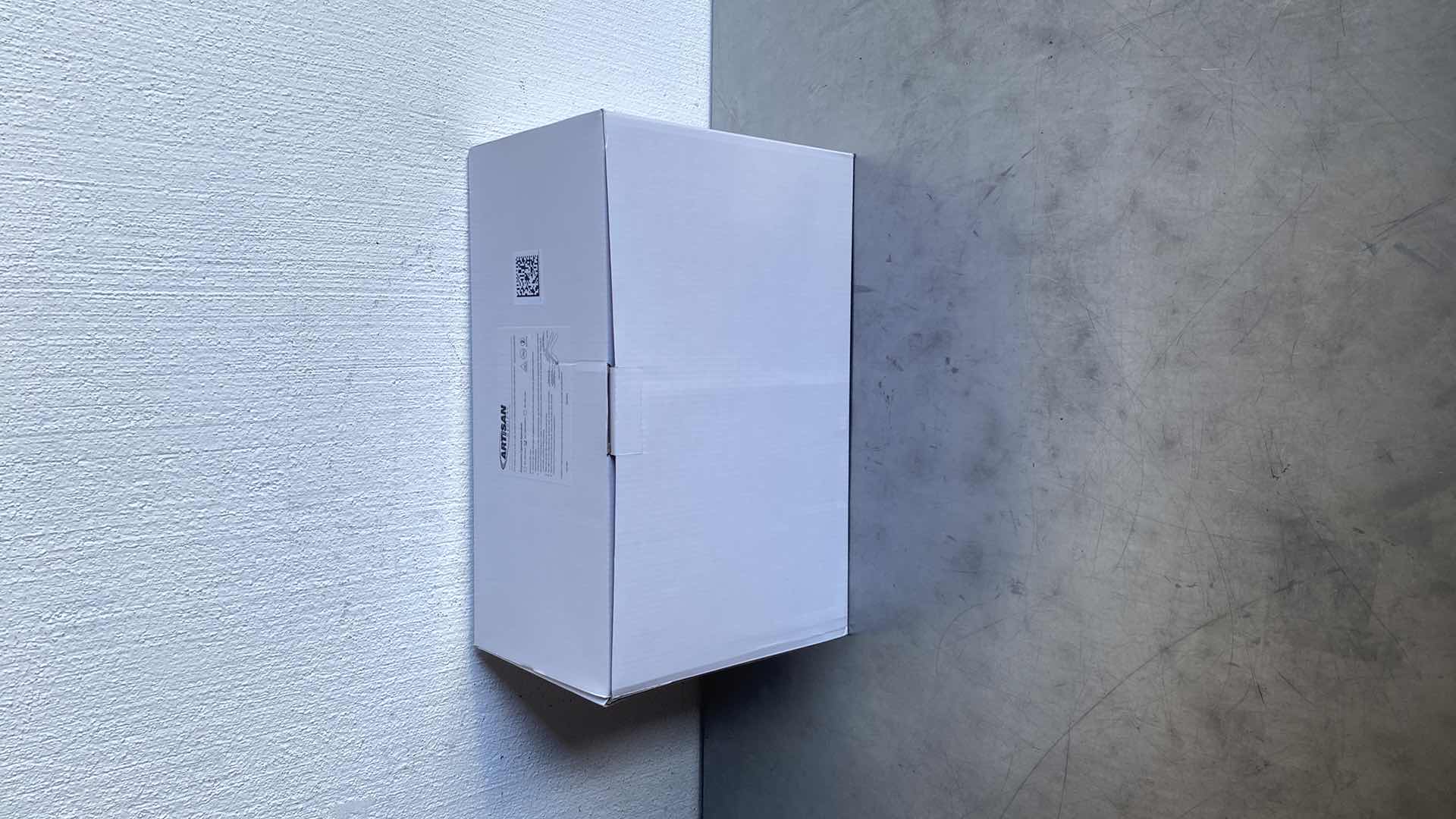 Photo 1 of ARTISAN MEDICAL DISPOSABLE LIGHTED SPECULUM - DISPOSABLE BUILT-IN-LIGHT SPECULUM, NO CORD, SIZE M - SDL-100M
(25)