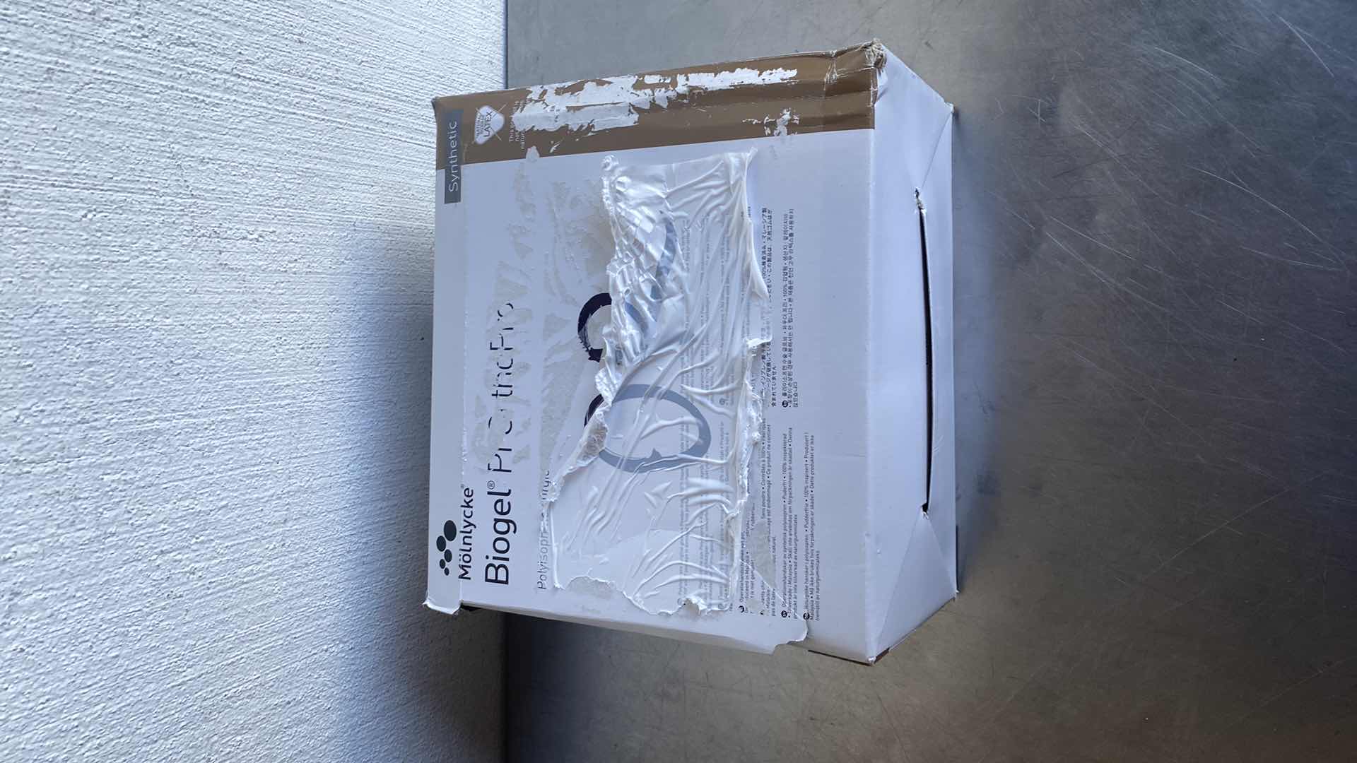 Photo 1 of MOLNLYCKE BOOGEL PL ORTHO PRO 8 1/2 GLOVES