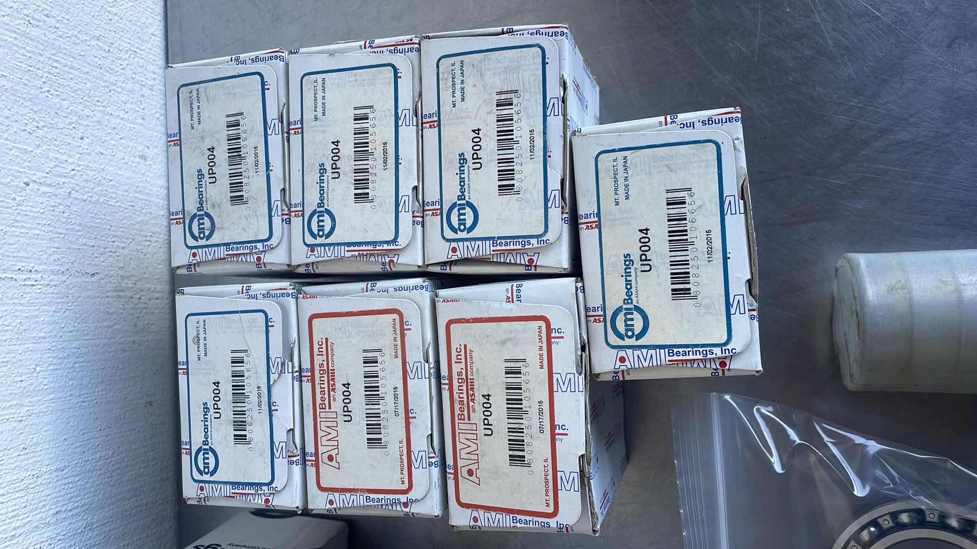 Photo 1 of VARIETY OF BEARINGS. SEE ALL PICTURES