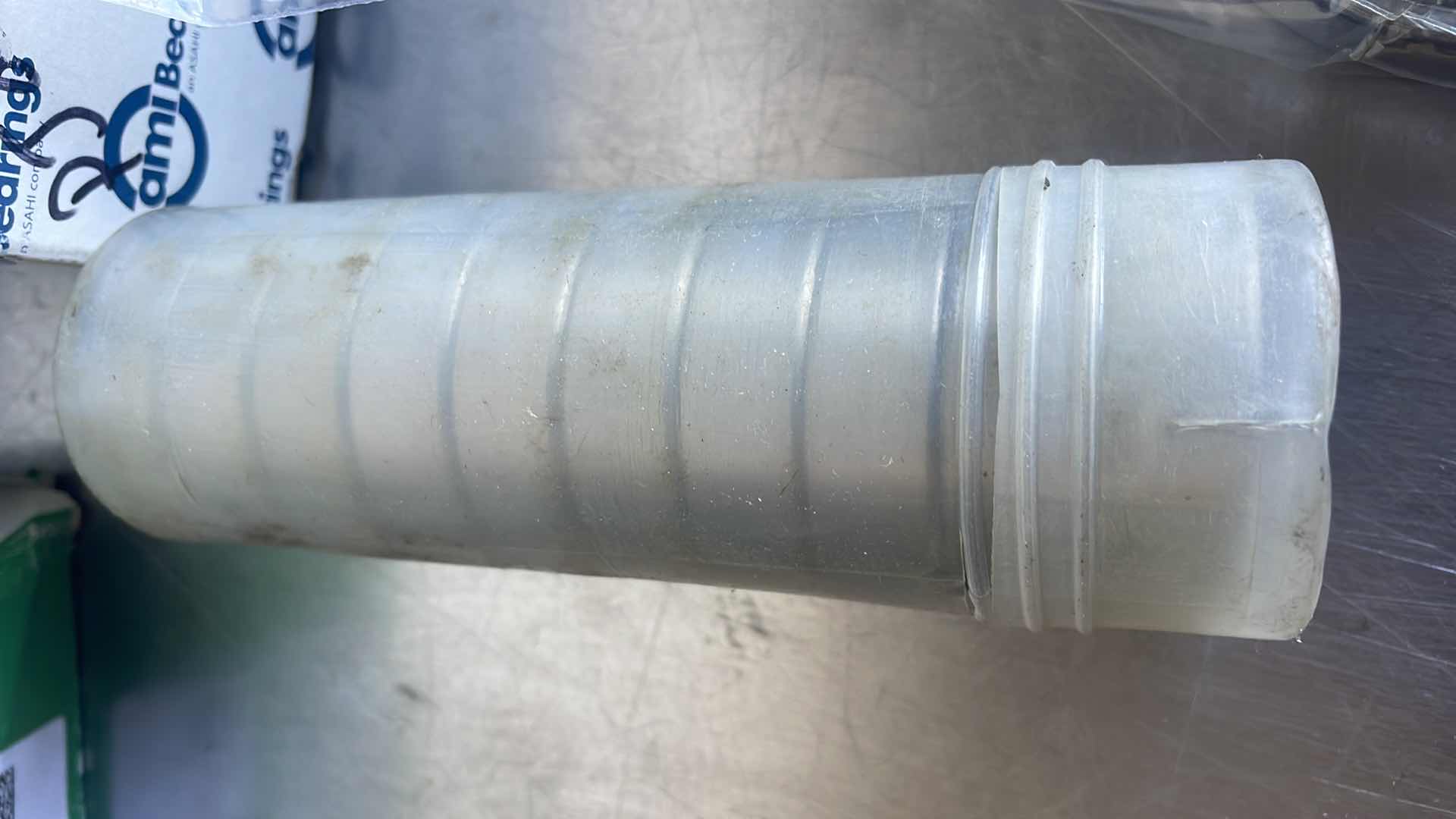 Photo 1 of VARIETY OF BEARINGS. SEE ALL PICTURES