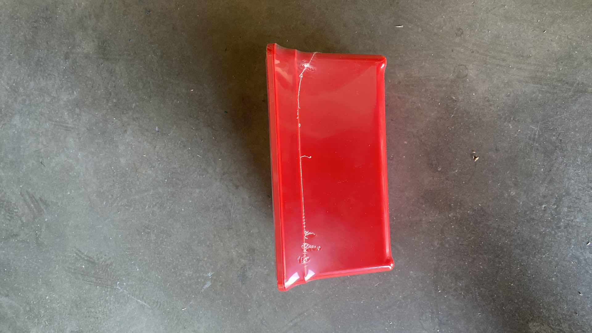 Photo 3 of HEALTHMARK INDUSTRIES SST-105 RL HEALTHMARK INDUSTRIES RED SST SYSTEM WITH PLASTIC LATCH - 10.75L X 7.375W X 5H IN, EACH