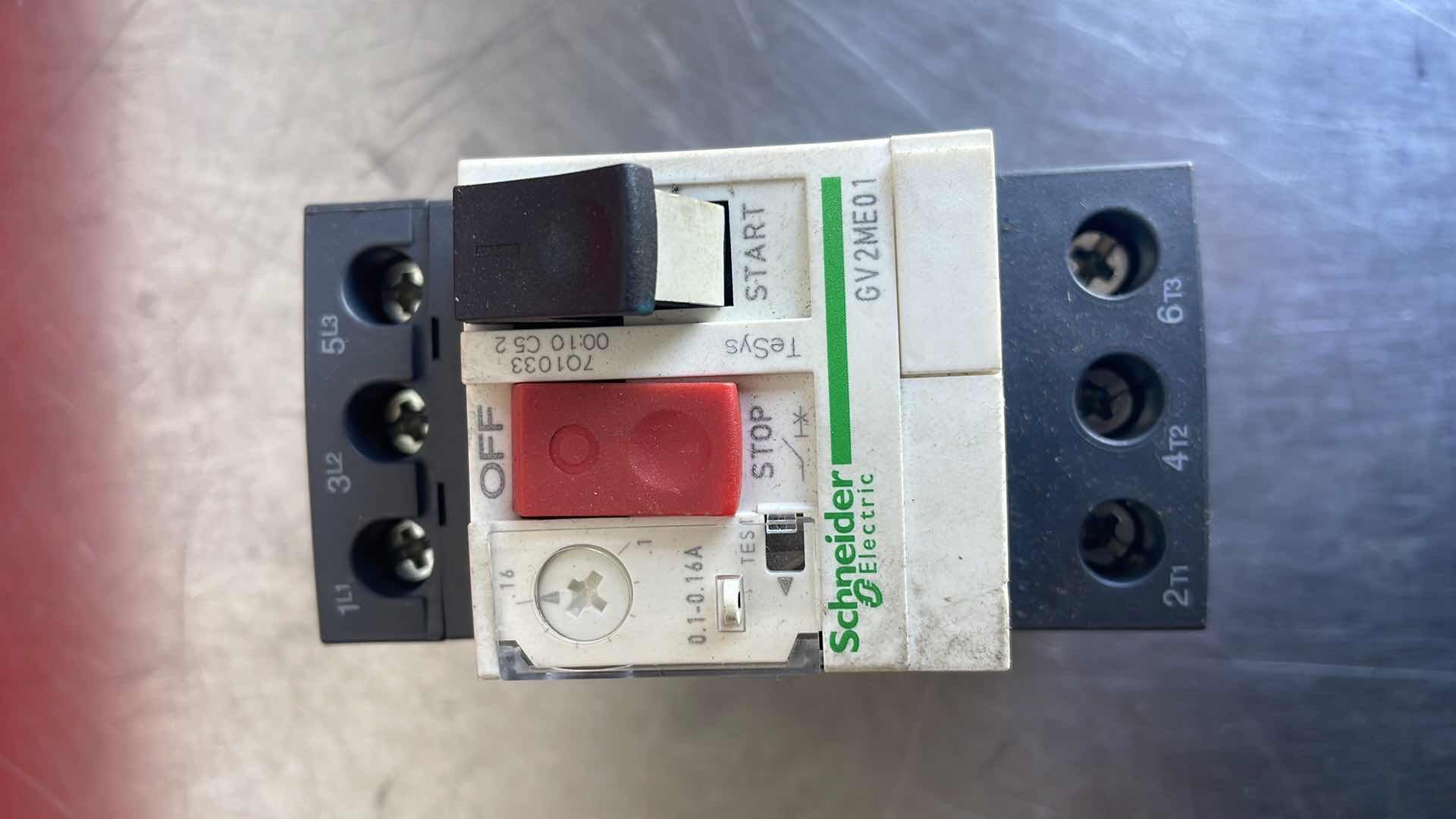 Photo 1 of MISCELLANEOUS CONTACTORS SEE ALL PICTURES